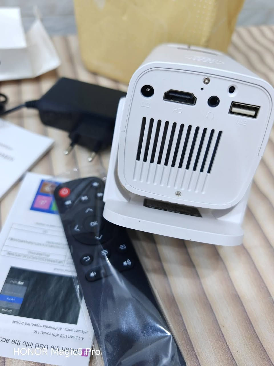 داتاشوو ب٢٠ الف بلاتوث يربط على موبايل


**إذا كنت صاحب هذا الإعلان وتريد حذفه لأي سبب، رجاءا أرسل رسالة إلى الدعم الفني**