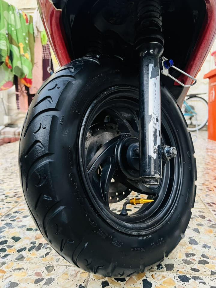 ذبانه للبيع
من رخصه صاحب الكروب سكنس للبيع الدراجه مامجفته  والدراجه خير من الله شلعه معدله مكان البصرة/سفوان 
للستفسار اكثر اتصل ***********
السعر خاص
