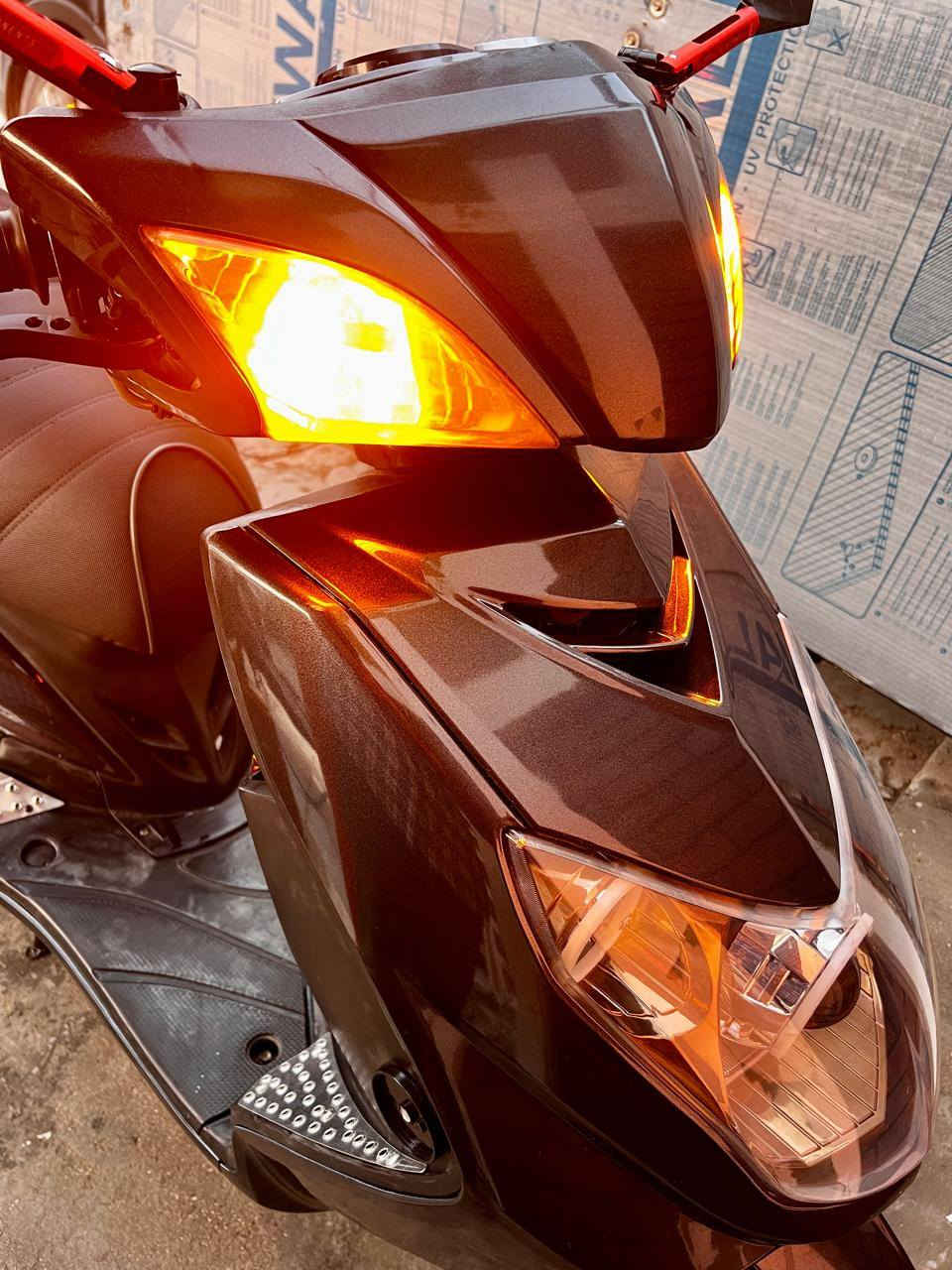 سلام علیكم  لبيع دراجة سكنس فحل كابريتر (مرقمة بغداد انكليزي) ارقام انكليزي   لدراجة جداً معتني بيها الى درجة المكينه خرسه وجدا نشطه نكرة سلف كل 
وقت  ركز بهاي النقطه الدراجة عليه مازده ولايت امامیه عدسة عمل مال سيارة اصلي عالي ناصيو۱ed مكلفتني ل 200 الف ولدات لل اشاير الامامي والخلفي رهيبه جداً يعني مو هالوجين) والكيج الكتروني يجي عداد km الكفرات   امانت الله تجي تايواني كروس دوك حفر لون مميیز بي شذره طستها جداً محترمه الدبلات جدد بلادية الدراجة صارف عليها من كلشي ادامة كامله عليها من تنظيف من بلك وكلجات وخرز وقايش ودهن بريك ودهن مكينة لوكي 
مولى لبانزين كله محسن اخلي رغم هيه كابريتر وفلتر شوته مسلح هذا يضل عمر من داود 
الكشن مدوشمه دوشمه اصليه من اسفنج

والجلد مو تجاريه

وياها ملحقات إضافية من دوسات المنيوم

وقبغ فلاوين احمر

وسيبايه حديد ثقيل اصليه

وصندوك خاص بيها

ويدات بريك تزويد و موجوده الاصليه هم

والمري كذلك

وبيها قبغ جوزه اصلي من شركة Kos

وقبغ بانزين تزويد احمر وتخم تاير جديد زوج  شديته

عنوان الأمين ثانية  رقم ***********

السعر $ 20 ورقة وبيهة مجال) 

>
