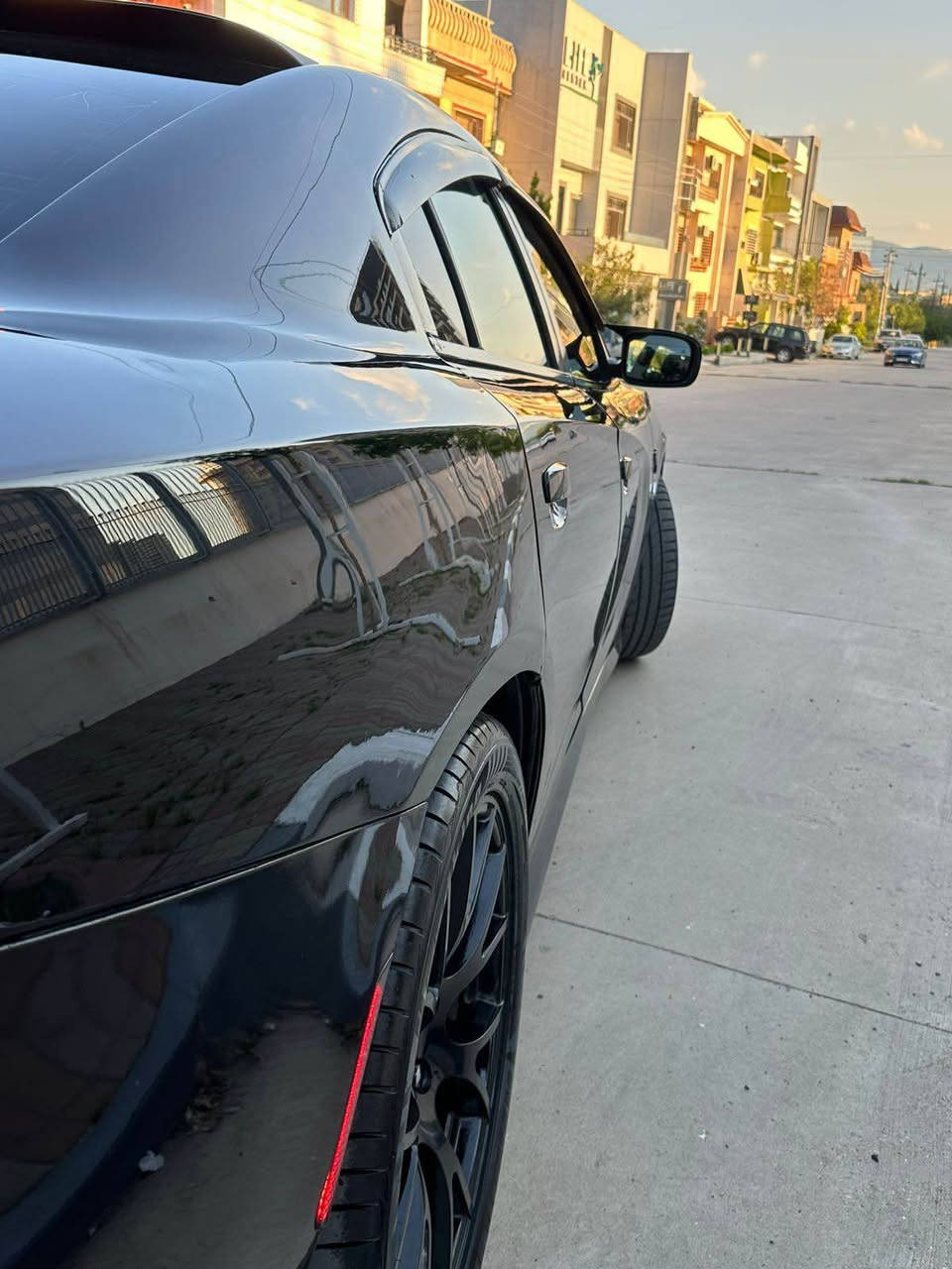 dodge charger 
2020 RT pluse
سلاید شاشە گەورە كوشین شامۆ بیلاد كوشین سارد و گەرم سوپەر تراك باك كوشین خەزن 
ڕۆیشتن ٧٩میل 
گێڕ مەكینە ئەكسل بەردی گزۆز تاخم پێش و پشتی بەشەرت 
بۆیاغ ٤ پارچە بەبێ ئێرباگ 
ڕەقەم سەنەوی نوێیە تحویل بەشەرت 
شوێن سلێمانی 
ڕەقەم و واتساب *********** أربيل, العراق
