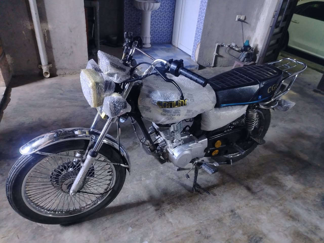 للبيع سونليك 25 منفيس كهربائيات كامل محرك ما مفتوح شلعه ومعدل صالنصه بصراوي اي عيب ما بي شراي تعال خاص او خابر مكاني واسطي وهاذا رقمي ***********
