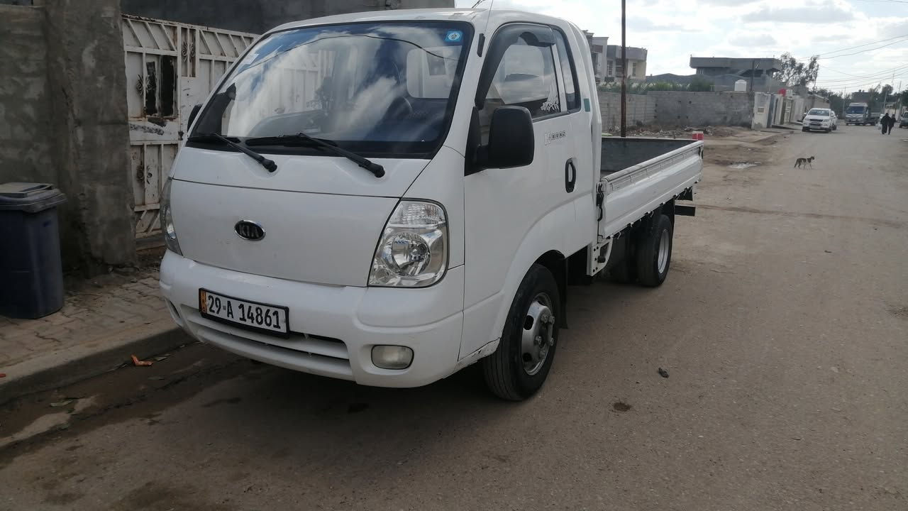 السلام عليكم مكيف فحل اريد مراوس بيها اريد كنتر 2012 2013 ادور رقم واسط سياره باسمي تحويل مباشر سياره خير من الله كنا نقص ما بيها اريد كمكر مراوس بيها العنوان بغداد *********** ***********
