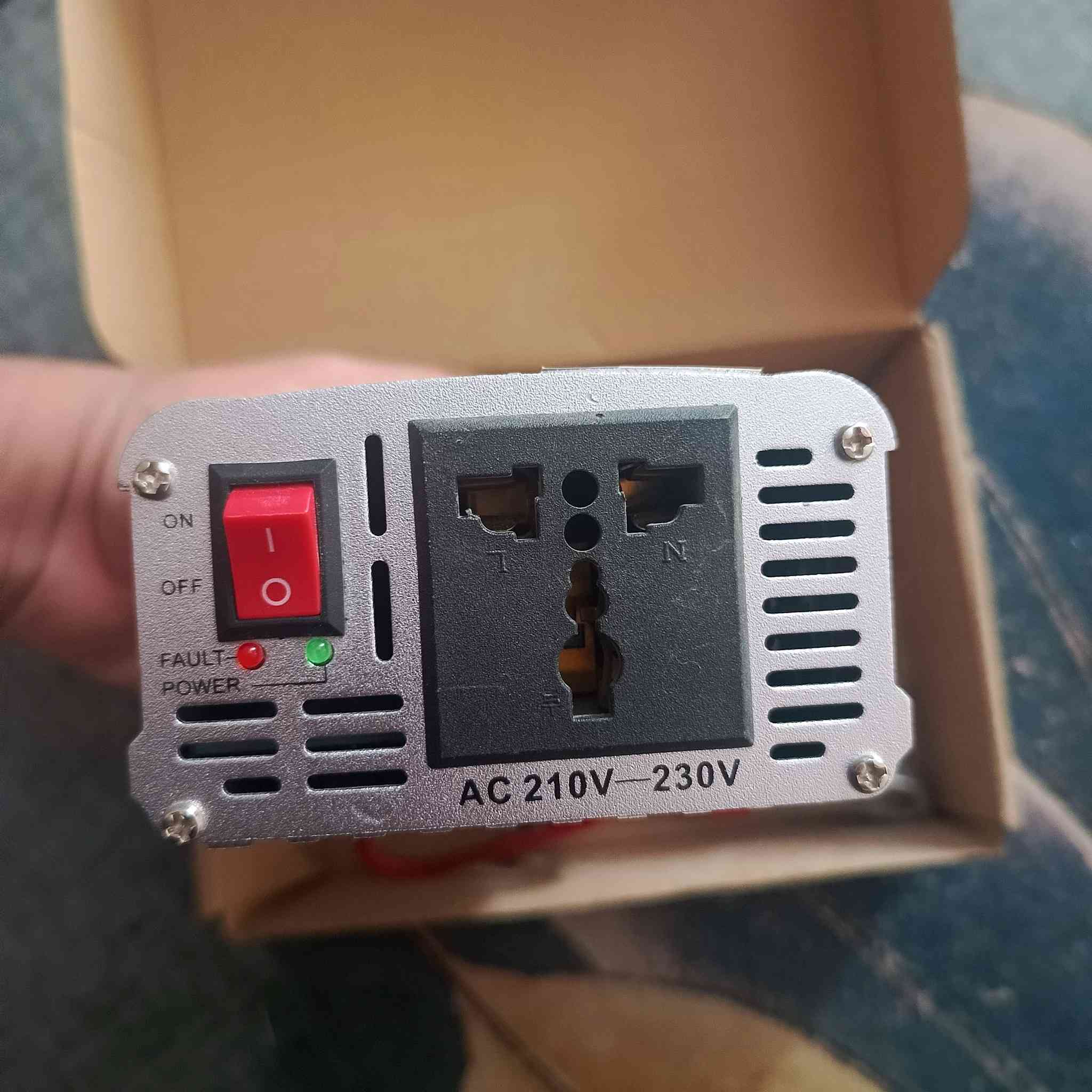 عاكسه مع شاحن الباتري 1500واط جديد
قيم وخذ عاكسة 1500واط
واتساب ***********
