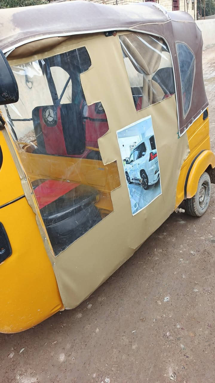 سلام وعليكم تكتك موديل 21البيع السنويه 2020شهر العاشر بس هيه 21 اي خياسات مابيها تكاك حلوه ونضيفه لامعجون ولا ابد بس بيها ضربه خفيفه يم الهندر وراجعه عل بارد مكاني شسر ديالئ الجدد السعر، 7ونص وبيها مجال تحويل ثاني يوم رقم نكليزي وتساب  ***********
