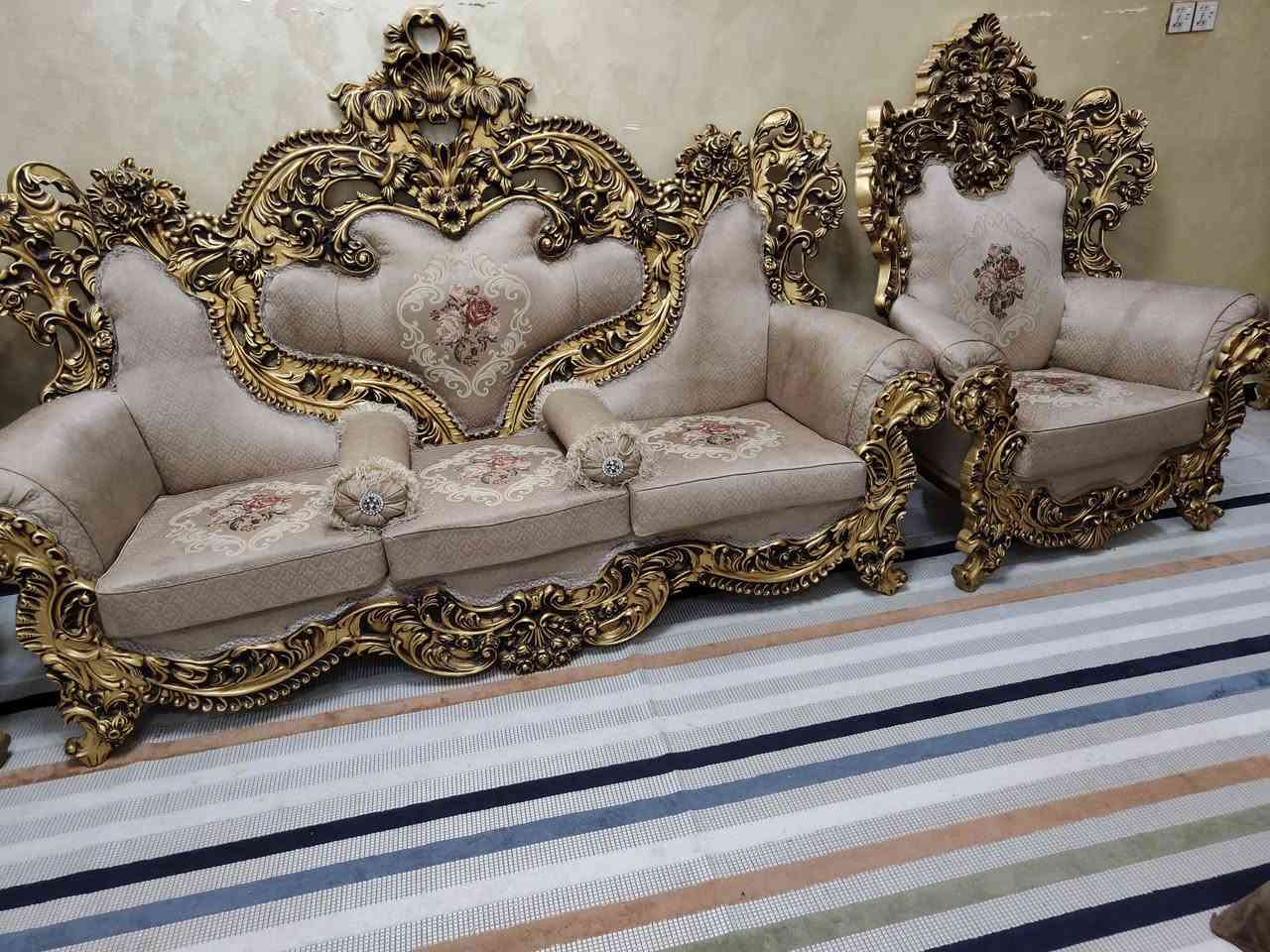 تخم قنفات ملكي استخدام قليل السعر ٧٥٠ الف وبيها مجال المكان ناصرية المركز
الاتصال على رقم ***********
