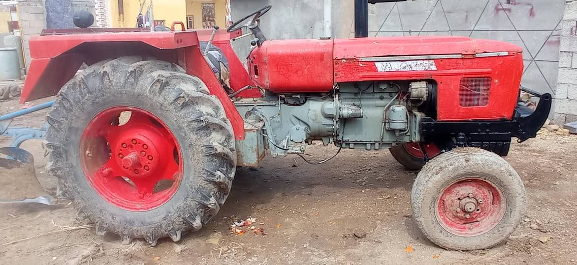 السلام عليكم مكينه عنتر 71 موديل 87 مكفوله كفاله عامه كلشي شقال تجي تكرب وتاخذ لا تنقيص ولا تبخير سلف نكره مكينه جاهزه من كلشي المكان المجر الكبير منطقة السعيده السعر 6000 وبيها مجال 
***********
ملاحضه : الفدان مو وياها
