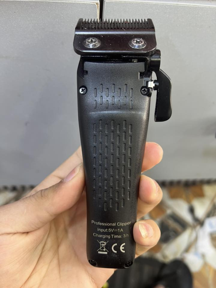 اسلام عليكم مكينه SRT اصلي استعمال قليل          سعر 75


**إذا كنت صاحب هذا الإعلان وتريد حذفه لأي سبب، رجاءا أرسل رسالة إلى الدعم الفني**