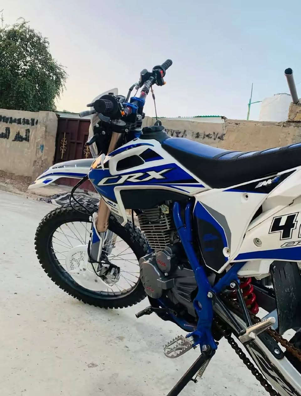 قفاز c300 crx موديل 2026
شلعه ومعدل تاكل الكاع دراجه بعده جديده  مزوده صالنصه رياضي وستيرن رياضي وفج خلفي رياضي  للبيع1550 او مراوس بي سي اكس  مكان بغداد الموشراي لا يتعبني ***********
