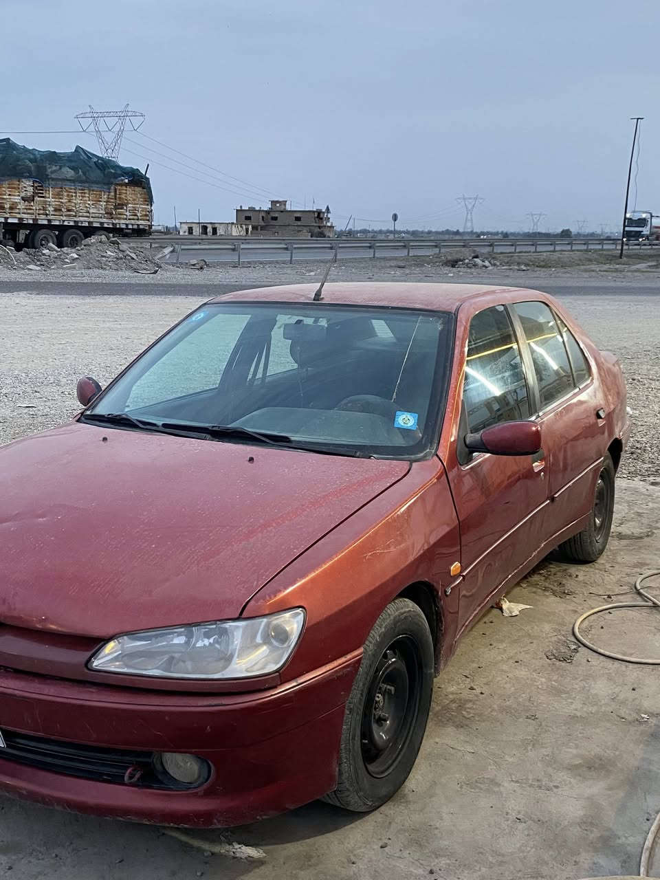 السلام عليكم
مكلف بل نشر
بيجو 306حره تحويل ثاني يوم 
سعر 42ورقه وبيها مجال 

تصل ***********
