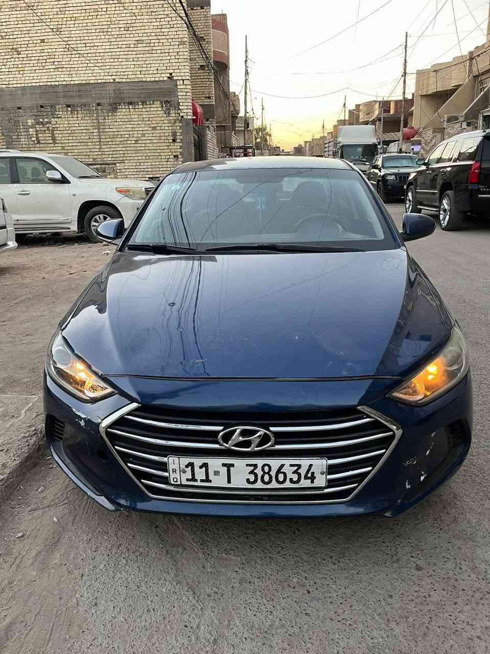 النترا 2017 وارد امريكي حادثها في امريكا جاملغ بدون دواخل في العراق قبق جنطه وشخط بالباب مرشوشه جهة السايق السياره توحيد لون وموجود الفديو قبل الصبغ مكفوله من الدواخل وشواصي مكينه دوش 2000 ادامه كامله ومنظومة تبريد جديدة وتخم تاير جديد وباتري جديد وفيت بم اصلي مال كصه والسياره جاهزه من كلشي رقم بغداد انكليزي بأسمي مداور ثاني يوم الموقع بغداد حي اور ام الكبر والغزلان السعر 107
  ***********
