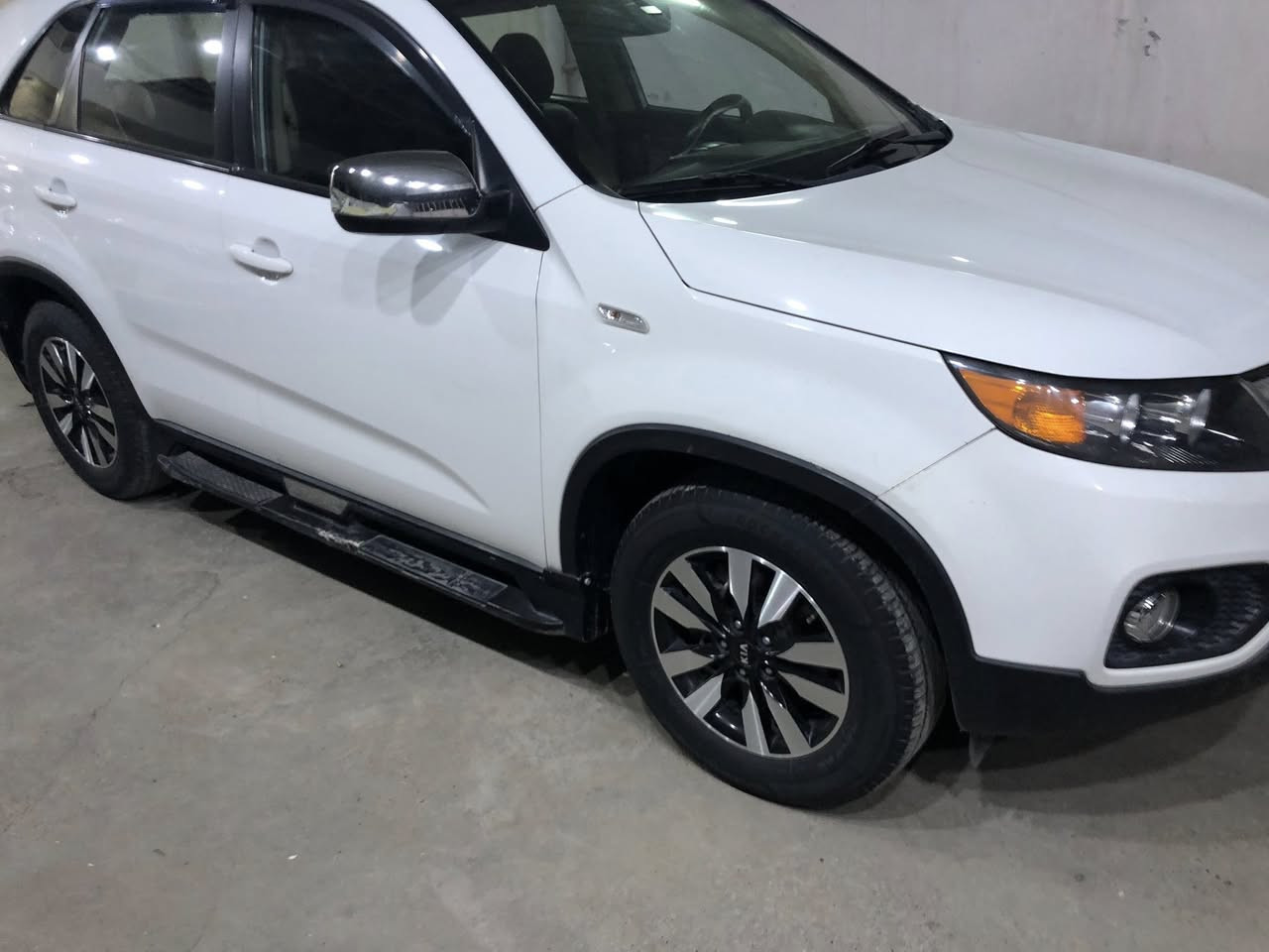 سعر السياره ١٤٠$ ورقه وبيه مجال 
السلام عليكم سورنتو خليجي مكفول مِن 
الصبغ والتبديل بيه بَس بارد بل باب الخلفي موضح بل سونار السياره جديده حيل وحلوه السياره السونار مرفق مع صور السياره 
مكان السياره ديالئ بــعقــوبـه 
للاستفسار اتصل ع الرقم 
***********
***********
