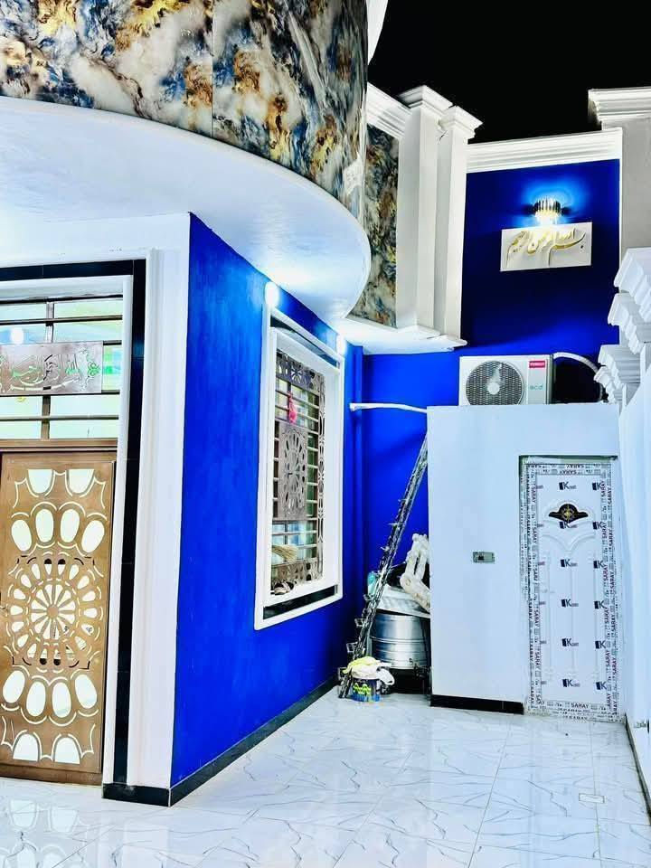 💎دار مميز للبيع في مجمع بيتي 2 💎
💎على ساحة ... البيت سند حر 
💎بمساحة ممتازه 200م
💎البيت يباع بسعر مناسب جدا 
💎بناء جديد مكون من استقبال معزوله ومطبخ كبير وصاله 💎وغرفتين وصحيات داخليه وخارجية وسطح ومسقف.
💎للاستفسار اكثر مراسلة الصفحة ***********
