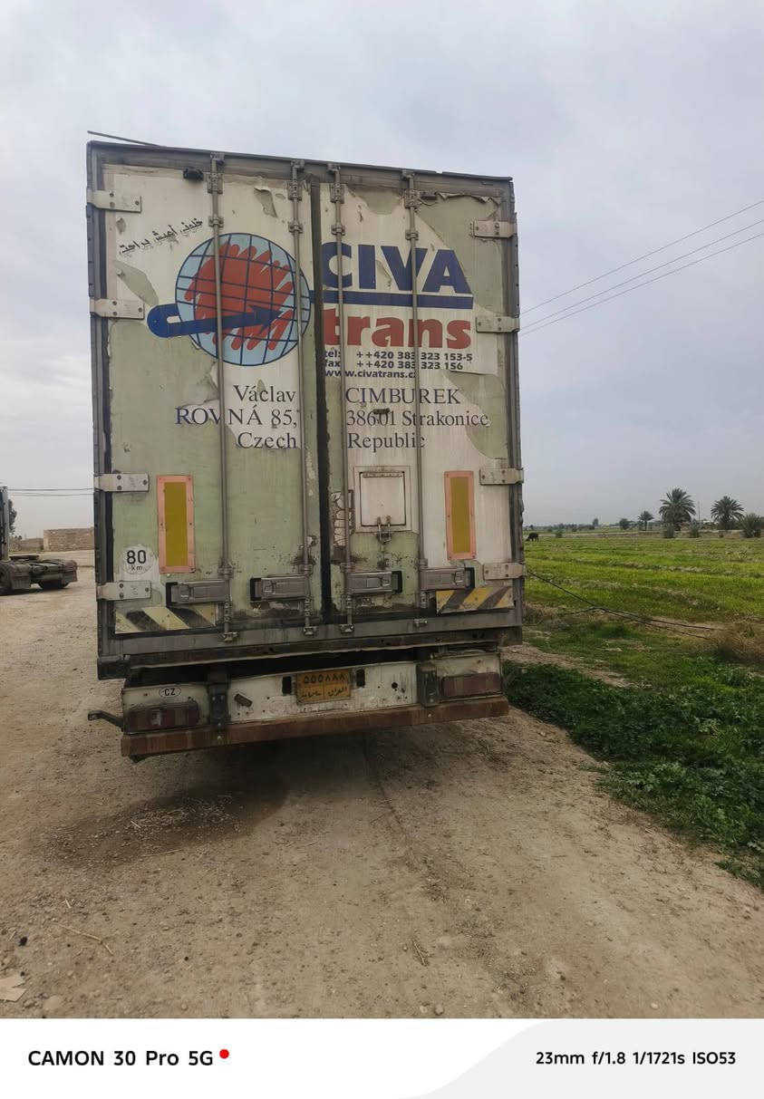 السلام عليكم 
للبيع براد 2006 ارتفاع 65 تخم تاير جاهز للشغل 
رقم الموبايل ***********
