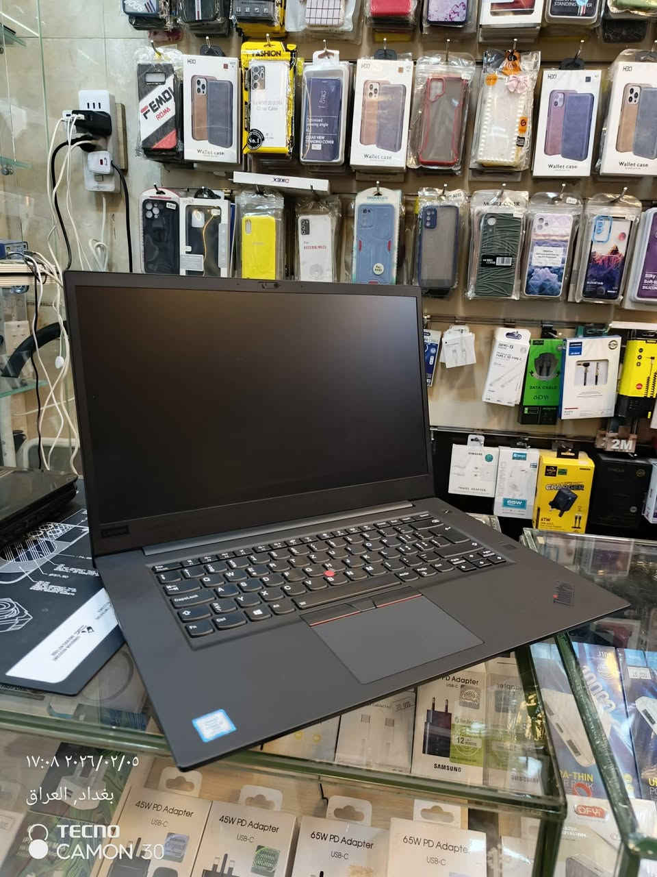🔥 عرض خاص لدى مكتب صدف 🔥
💻 Lenovo ThinkPad P1
✨ نسبة نظافة عالية جدًا
⚙️ مناسب للبرامج الهندسية، الرندرة، والأعمال الثقيلة
🔧 المواصفات:
🚀 المعالج: Core i7 H – الجيل الثامن فئة المعالج H
🧠 الذاكرة: 16GB DDR4
💾 التخزين: 512GB SSD
🎮 كرت الشاشة: NVIDIA 4GB.  p2000
🖥️ الشاشة: 15.6 بوصة Full HD
🎒 الملحقات:
🔌 شاحن أصلي
👜 حقيبة
🖱️ ماوس
💰 السعر: فقط 550,000 دينار
📍 العنوان:
موصل – المجموعة الثقافية – مجاور شركة طاقة
🚚 متوفر خدمة التوصيل إلى جميع محافظات العراق
📞 للاستفسار:
***********
