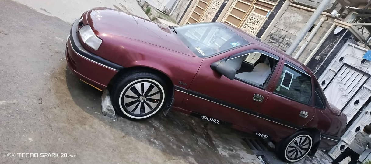 للبيع السعر 50وبي مجال رقم التليفون ***********حجم 16كربون بنزين رقم نينوى جديد دولي 12
