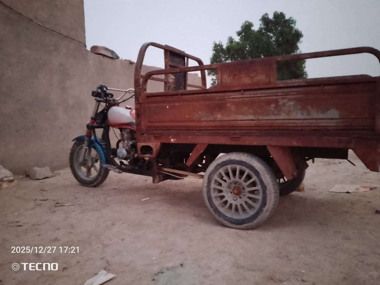 اسـلام عليكم ستوته جمره موديل 11 المكان الناصريه قرب الحولي سعـره( مليون) وبيها مجال والستفسار علا الرقم ☜***********
