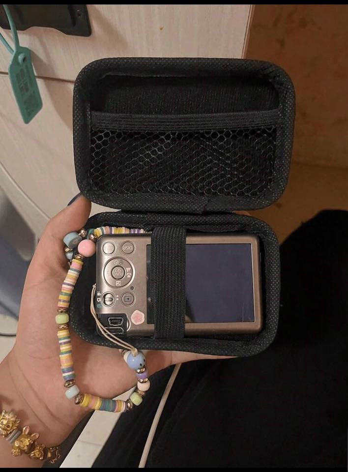 كاميرا سوني Cyber-shot DSC-H70 دجتال مثل ماموضح امامكم
نضافه 99% 
يجي وياه
جنطه مخصصه
تحويله من رام الى تايب سي
شاحن اصلي 
كامره اخت الجديده تصوير ضايف جودة للصور بعيداً عن تصوير فيديو 720 
توصيل لكل العراق موجود
رقم تواصل واتس او تلي
***********
قيم واخذ
