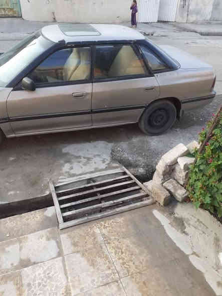 سوبارو للبيع 
موديل ١٩٩١ ذهبي 
گير ومحرگ نظيف 
٤ سرندر 
جامات كهربائية 
وكالة وتحويل 
السعر ١٦ ورقة 
كابون بانزين 
***********
