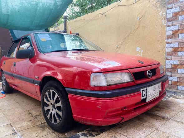 فكترا حجم 16 موديل1991
رقم الماني بسمي سنويه2028
كابون بازين بيها سياره بدون ضرر مصلح دوسات ودواير فقط كير مكينه خير من الله 
سعر38 بيها مجال حك جيتك 
***********
***********
