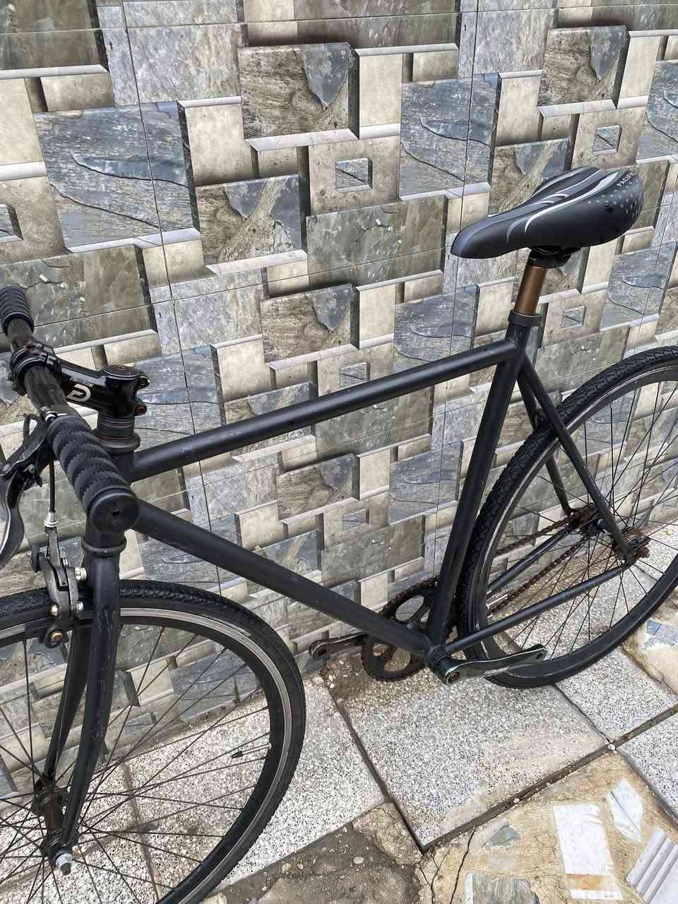 السلام عليكم🌹

للبيع فقط 

بايسكل فكسد

خفيف جدا وسريع ✈

جاهز اي عطل مابي👍🏻

حجم C700 /28
  
فريم عالي ٥٥/٥٦

السعر 100 قفل

العنوان :🏭
بغداد الطالبية قرب كلية الادارة والاقتصاد 
 
نعتذر عن المراوس🚲

الرقم للتواصل /***********
