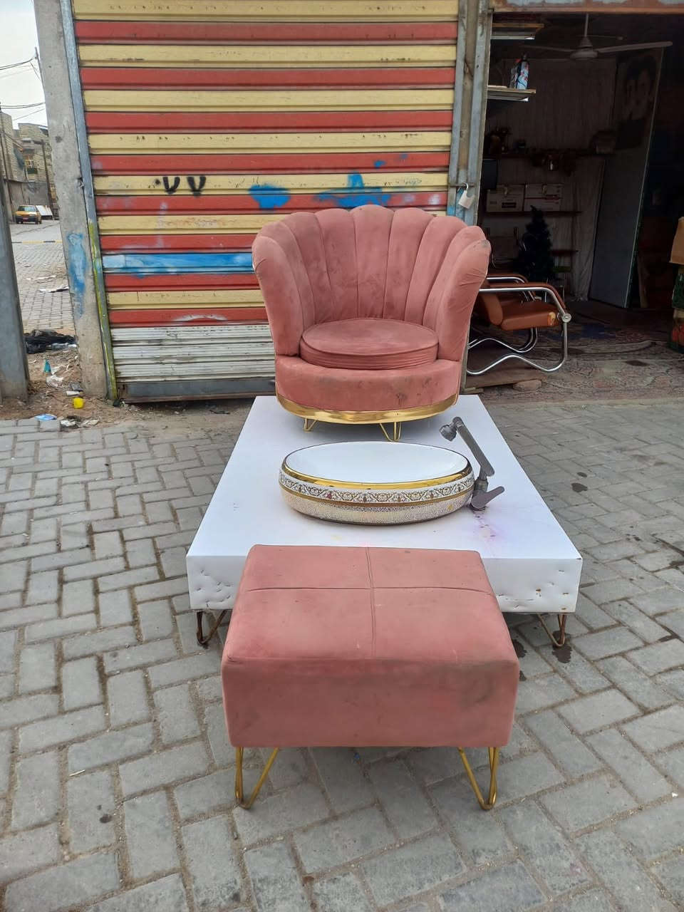 غراض صالون للبيع
مكان بغداد مدينه الصدر
تواصل على الخاص


**إذا كنت صاحب هذا الإعلان وتريد حذفه لأي سبب، رجاءا أرسل رسالة إلى الدعم الفني**