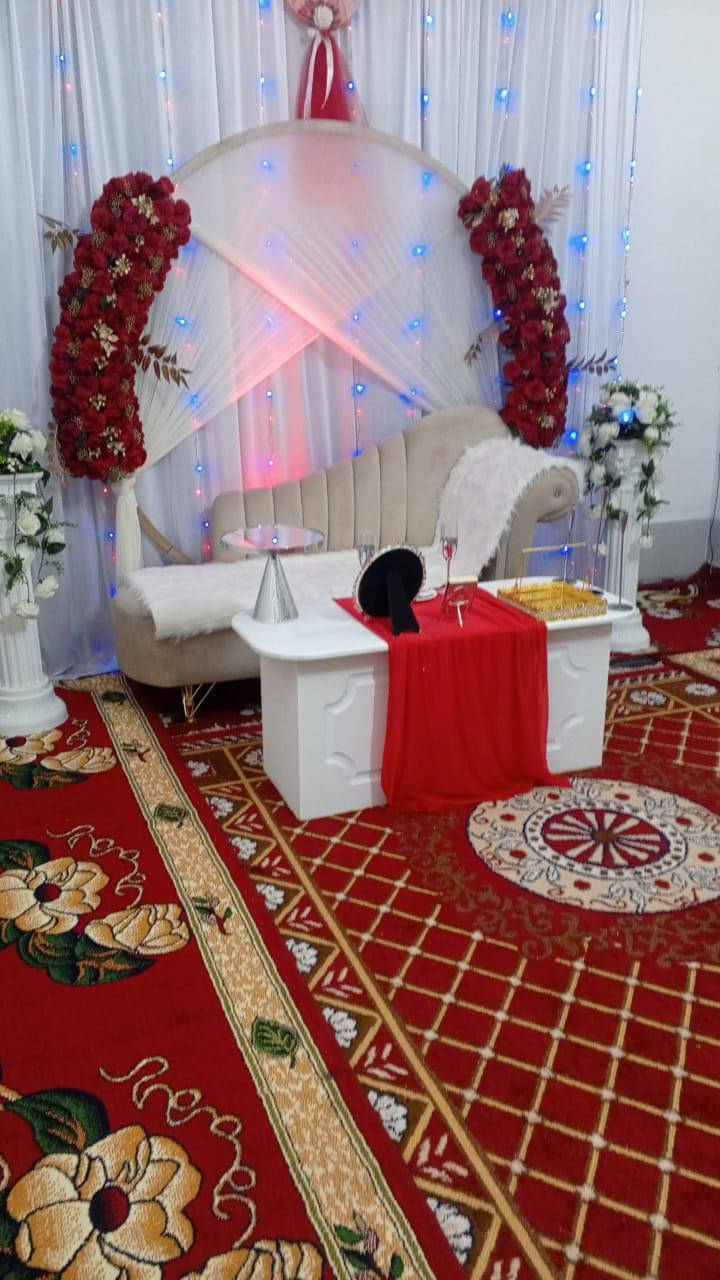 #السلام عليكم يوجد كوشات جميع المناسبات حسب طلب توصلك للبيت جميع محافظه بابل عنوان الحصوه *********** يوجد واتساب او تصال على الرقم#كوشات_مناسبات_زينة
