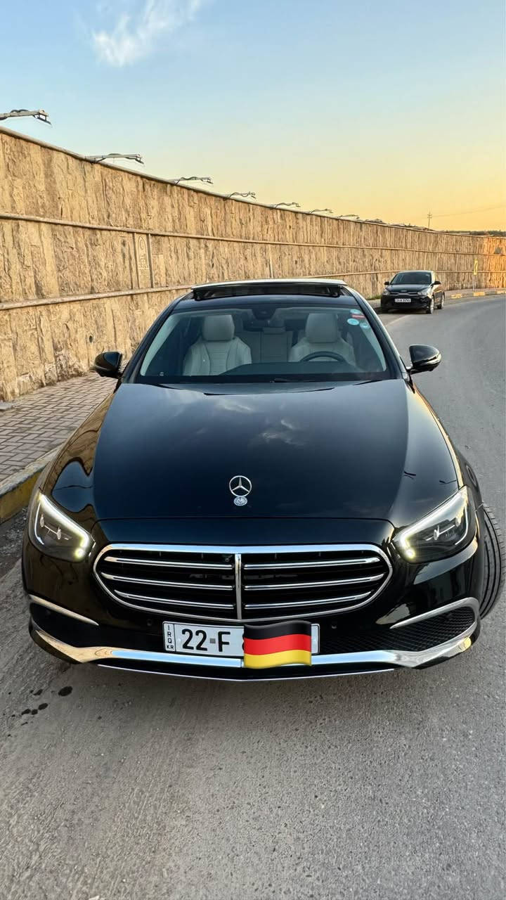 ميرسيدس بينز E200 
بجم اس كلاس
موديل 2023
وكالة BCM
دبل بصمة
رقم اربيل الجديد
كلين بدون صبغ بدون تبديل بدون بارد
المسافة المقطوعة :49,000 كيلو متر
المواصفات
دفع خلفي ( توويل) المرغوب
سقف بانوراما
دخول ذكي 4 ابواب
داخل جلد ابيض ملكي اصلي
دبل ماوس
جنطة كهرباء
كشنات كهرباء
قيادة ذاتية
كامرات 360 درجة( ٤ كامرات)
حساسات 360 درجة
مرايا كهرباء قلاب
اوتو هولد
اوتو بارك
انارة محيطية متغيرة 64 لون
ابل كار بلي
مانع تصادم خلفي وامامي
بردة خلفية كهرباء
ويل كب 19 توسايز
طخم تاير جديد
كير ومكينة وكهربائيات وحدادية بشرط
صفر مسج
السيارة مابيها اي مصرف جديدة
سنوية جديدة لنهاية 2028
هزة جديدة 10/2026
بيها باج تظليل 80% لنهاية شهر 6
السيارة باسمي شرط التحويل
السعر 44,000$ يعني  440 ورقة ومجال جدا جدا بسيط
 مكان السيارة الموصل
واتساب : ***********
كورك : *********** موصل, نينوى
