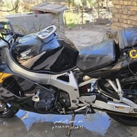 CBR 919 • دراجة • سعر خاص