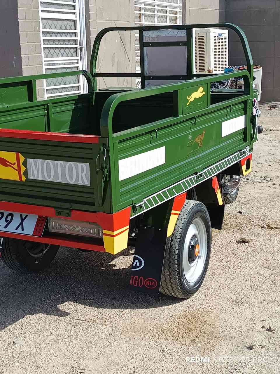 السلام عليكم ستوته البيع مديل 19 وراقه صوليات ستوته نضيفه كلش قطرت خياس ما بيه تخم تاير جديد كرهبايات كله شغاله سماعات نبيثري ستوته جاهزه الجناي دبلات شغاله وراه وكدام   السعر مليون و 400 وبيه مجال مكاني بابل شوملي رقمي ***********الشراي بيه خير ويدلل
