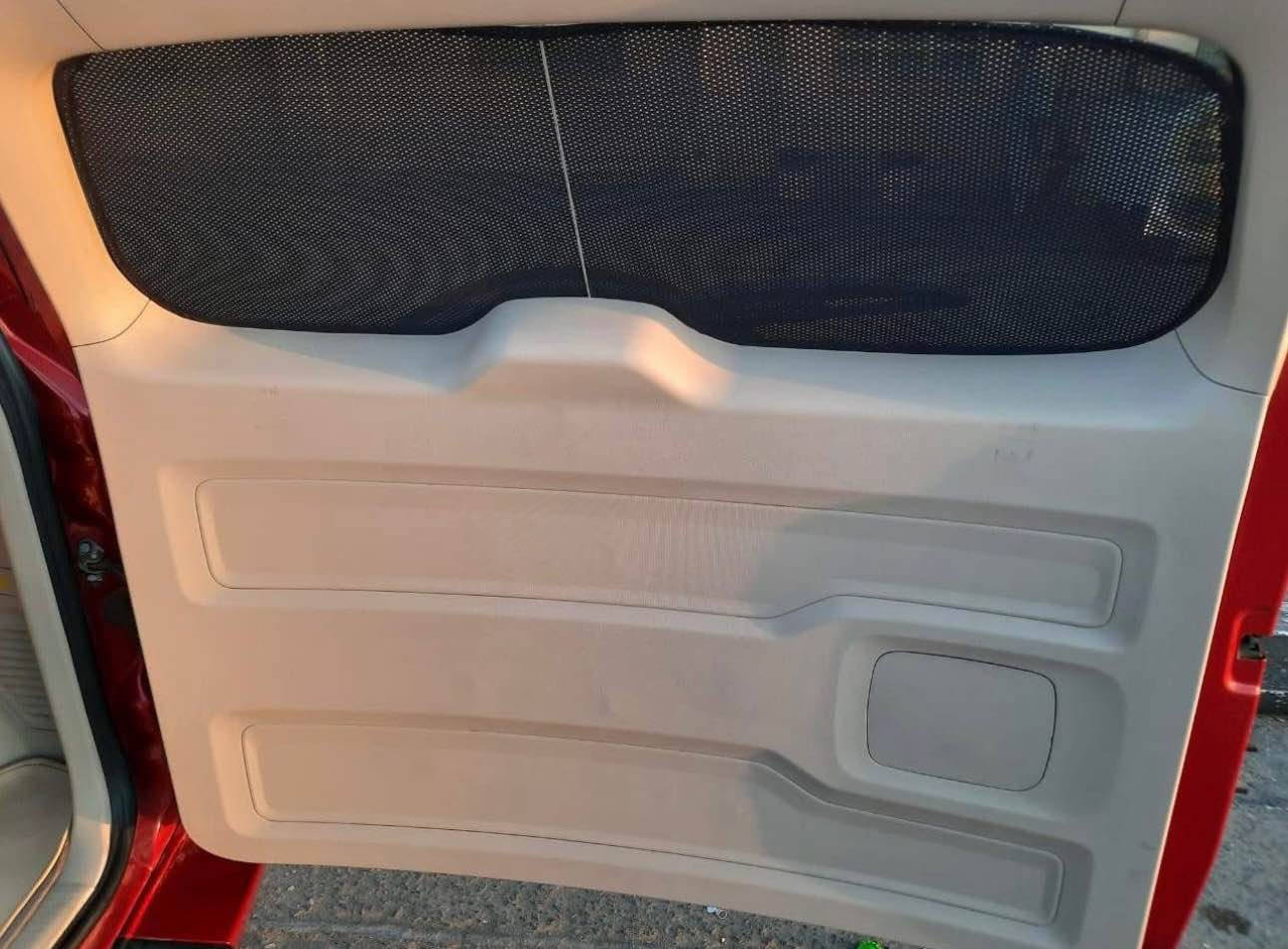 السلام عليكم ورحمة الله وبركاته 
سيارة تيكو موديل 2019 حره رقم انكليزي بصرة بأسمي 
مكفولة من الضربة والصبغ والجراد 
مكينه 2000 كير ميكانيكي 
تبريد ثلج تخم تاير 
شاد الها شاشة مع كاميرات مع كيج حماوة الكتروني مع كيج اطارات 
ماشية 71 الف حقيقي 
السعر 115 وبيها مجال للطيبين 
العنوان البصرة شط العرب الجزيرة 
للاستفسار *********** البصرة, العراق
