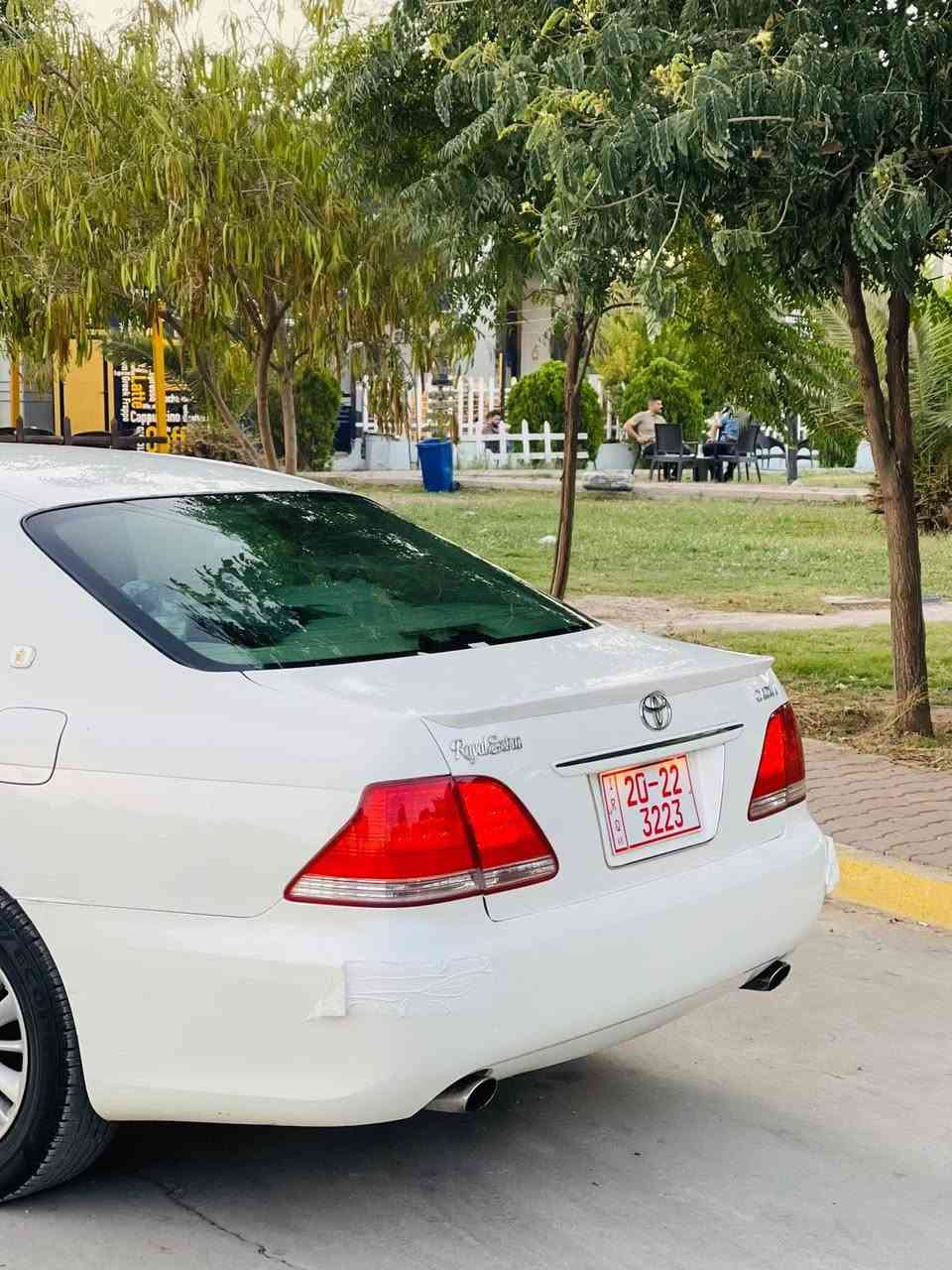 سەرەتا بەناوی خوای گەورە
کۆدد هەیە موس موس
ماشااللە لەماڵی هەموو لایەك 
فرۆشتن و گۆڕینەوە 
شاهینە ڕۆیاڵ 2005
کوێر و سوجە  ناوزەرد دوو دوگمەیە ساجەکانی کراوە بەمەلکی 
تابڵێی جوان و پاکە لەڕەسمەکان جوانترە 
سەیارەی ماڵە و بێ مەسرفە 
بەشەرتی گێر و مەکینە و گەفەر و سەقف و حیزام 
دووپارجە ئەوڕوپای هەیە بەوشەرتەی دووپارجە زیاتری نەبێ
شوێن کەلار 
***********
تەنهاا گۆڕینەوە بەشاهینەی تر ئەکەم ...
