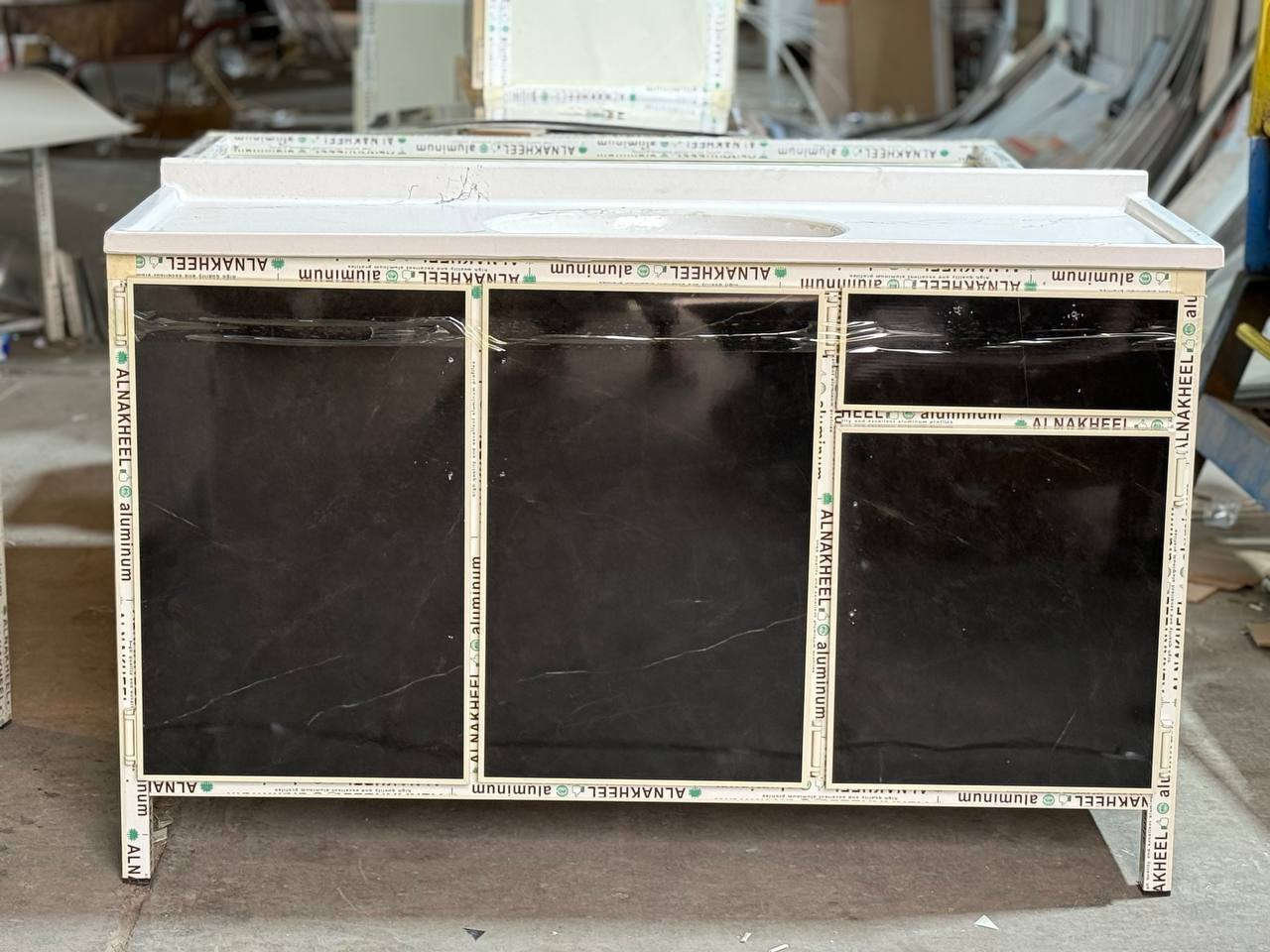 #Number1 🔥🔥🔥
سنك المنيوم.
قياس متر ونص 

السعر //150 الف


**إذا كنت صاحب هذا الإعلان وتريد حذفه لأي سبب، رجاءا أرسل رسالة إلى الدعم الفني**