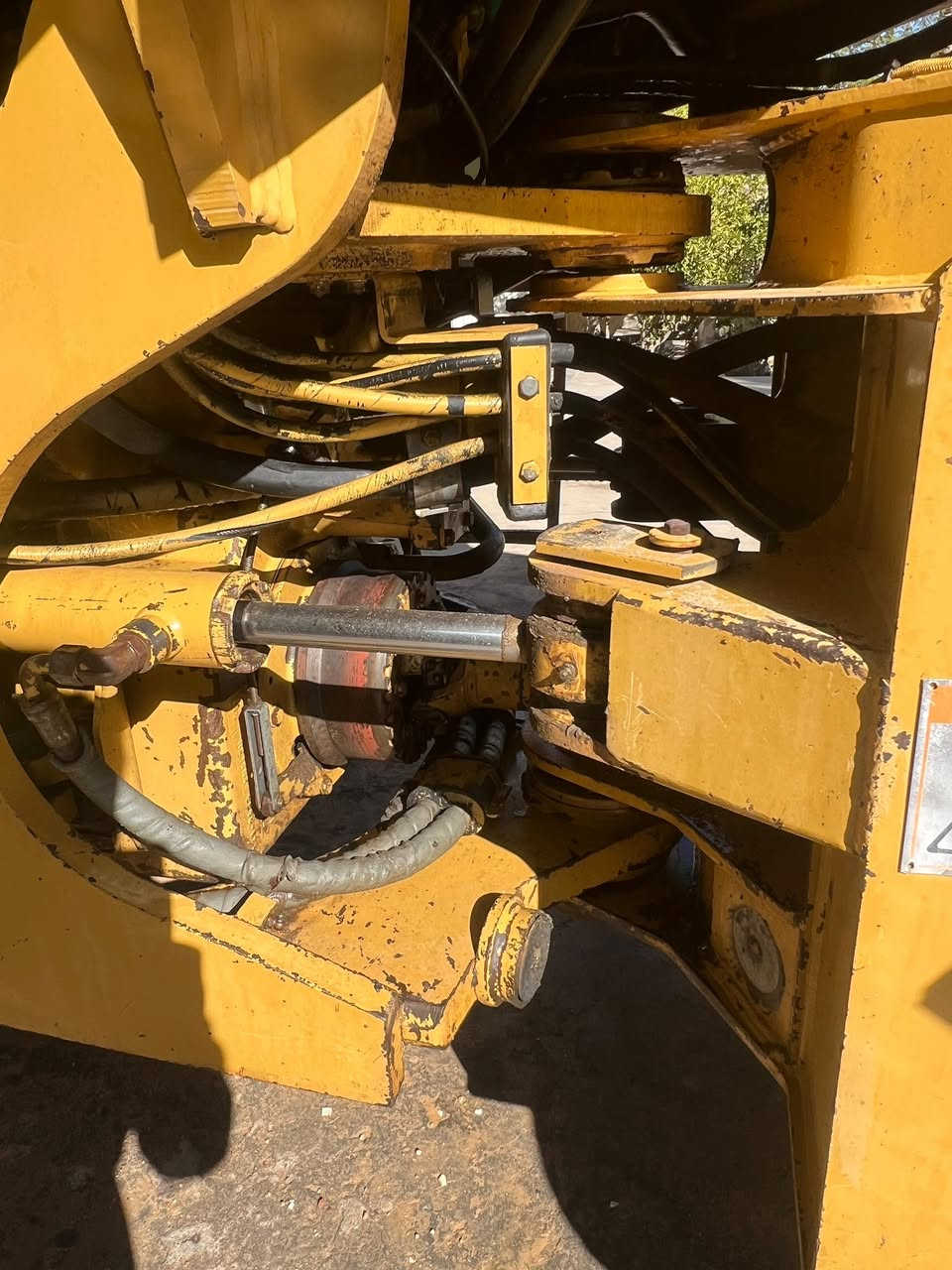 السلام عليكم 
شفل كتر موديل 98 شفل جديد ونضيف منفيس

 ‭0782 748 4040‬
