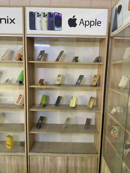 للبيع فَتَرِينَات موبايل:
1️⃣ عدد 4 فاترينة
• الطول: 4 متر
• العرض: 40 سم
• السعر: 100

2️⃣ فاترينة واحدة
• الطول: 220 سم
• العرض: 100 سم
• السعر: 175

📞 للاستفسار: ***********
