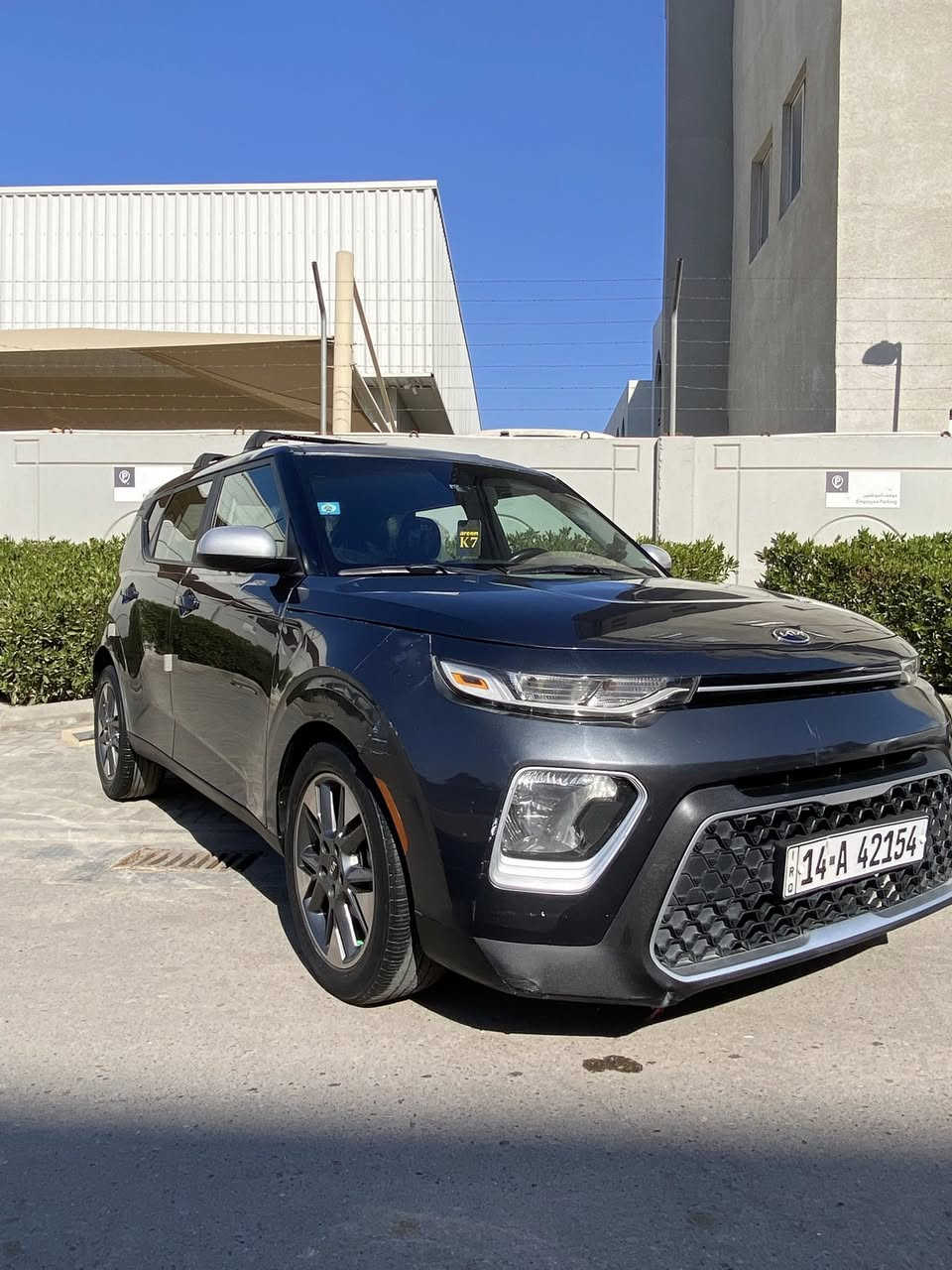 السلام عليكم ورحمة الله وبركاته
كيا سول مديل 2021 موصفات S 
كشن كهربائي رادار امامي + خلفي +حديد مسار وسياقه ذاتيه ويل كب كروم مكينه دوش 2000 سيسي كير مكينه جاهزه برغي مامفتوح بيه منضومه تبريد جديده توني شاده نهايه الصيف كامله من بواري + كمبريسر + راديترات كت كامل ماي وتبريد وفان أصلي تفصيخ جاهزه من كلشي بسمي تحويل ثاني يوم ماشيه 53 حادثه بصور شاصي موجود دعاميه وبنيد فقط مابيه شاصي بس تصليح بصيط قاعده الجاملغ وبيه بارد قليل 
*********** للبيع مستعجل فقط بدون مراوس 
السعر 137 $ ورقه وبيه مجال الطيبين
