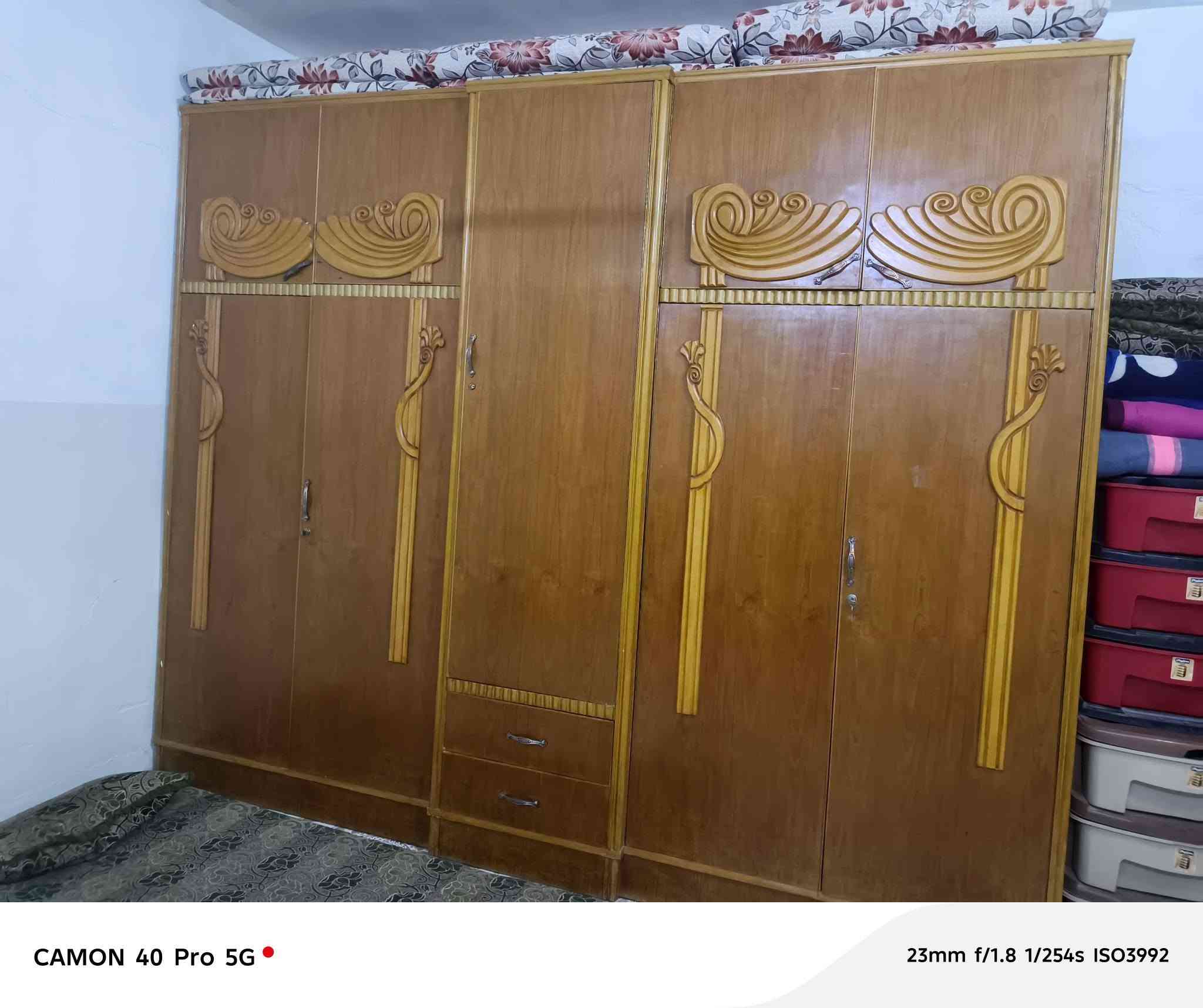 قنصور، ملحق جديد 5ابواب جاهز من كلشي سعرو 250او بي مجال رقم الهاتف ***********
