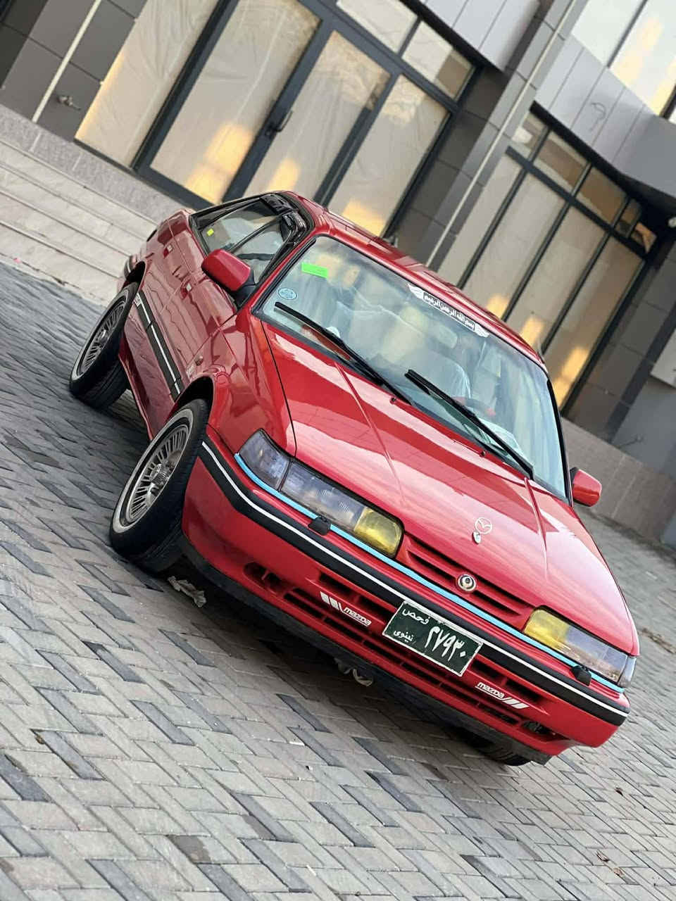 مازدا   626  ئاڕمی پلاسکی هه ولئر
هه شتو بە خ عە یارە بیستو یە ک گئڕو مە کینە و کارە باهی
بە شە رت داعمو لئدراوی نییە خایساتی نییە چرکە و گە ڵایە ک ببڕە  موسو بڕاوە و ئە وە لیات بە شە رە
سئعری   37  کە مئک مە جال
شوئن سەیسادق
***********
سڵاو لە ئە دمی نی گوڵ

 یسادق

***********
