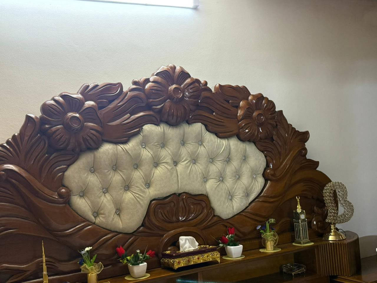 غرفه نوم اخو الجديده مستعمله قليل
خمس قطع 📍سعر اخو البلاش 
للاستفسار  الاتصال

‭0771 696 2314‬
