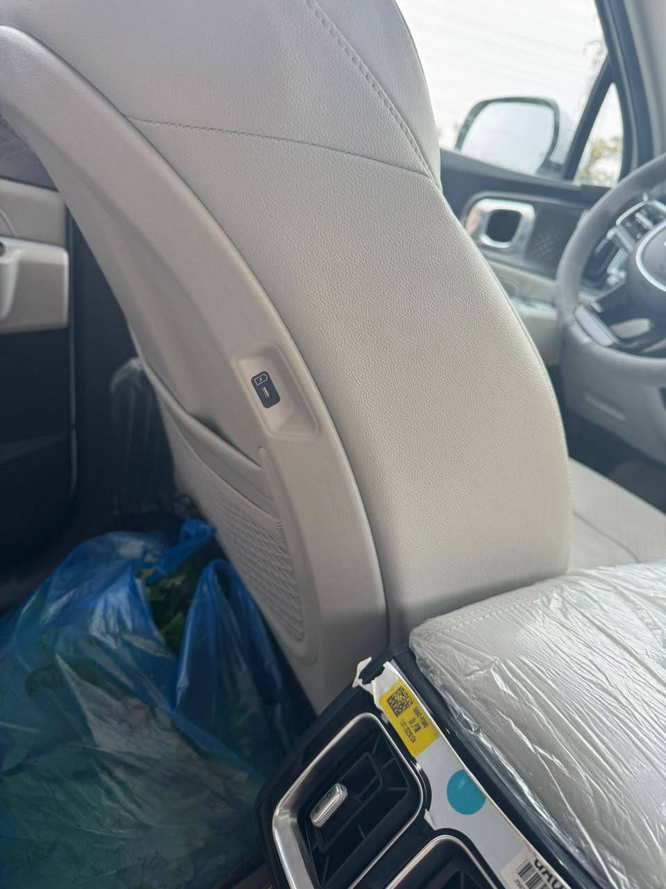 سورنتوموديل ٢٠٢٥ فول مواصفات بنورامه ويل عشرين كشنات جلد تدفئه ٣قطع تبريد جنطه كهرباء كير ماوس ويل ٢٠ ماشيه ١٤ ألف ضمان من شركة اكدال   رقم اربيل بسمي *********** مكانه النجف ***********
