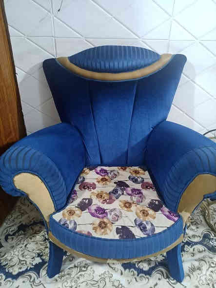 تخم كامل وكما موضح بالصور
الشراي هلا بي

رقمي ***********
