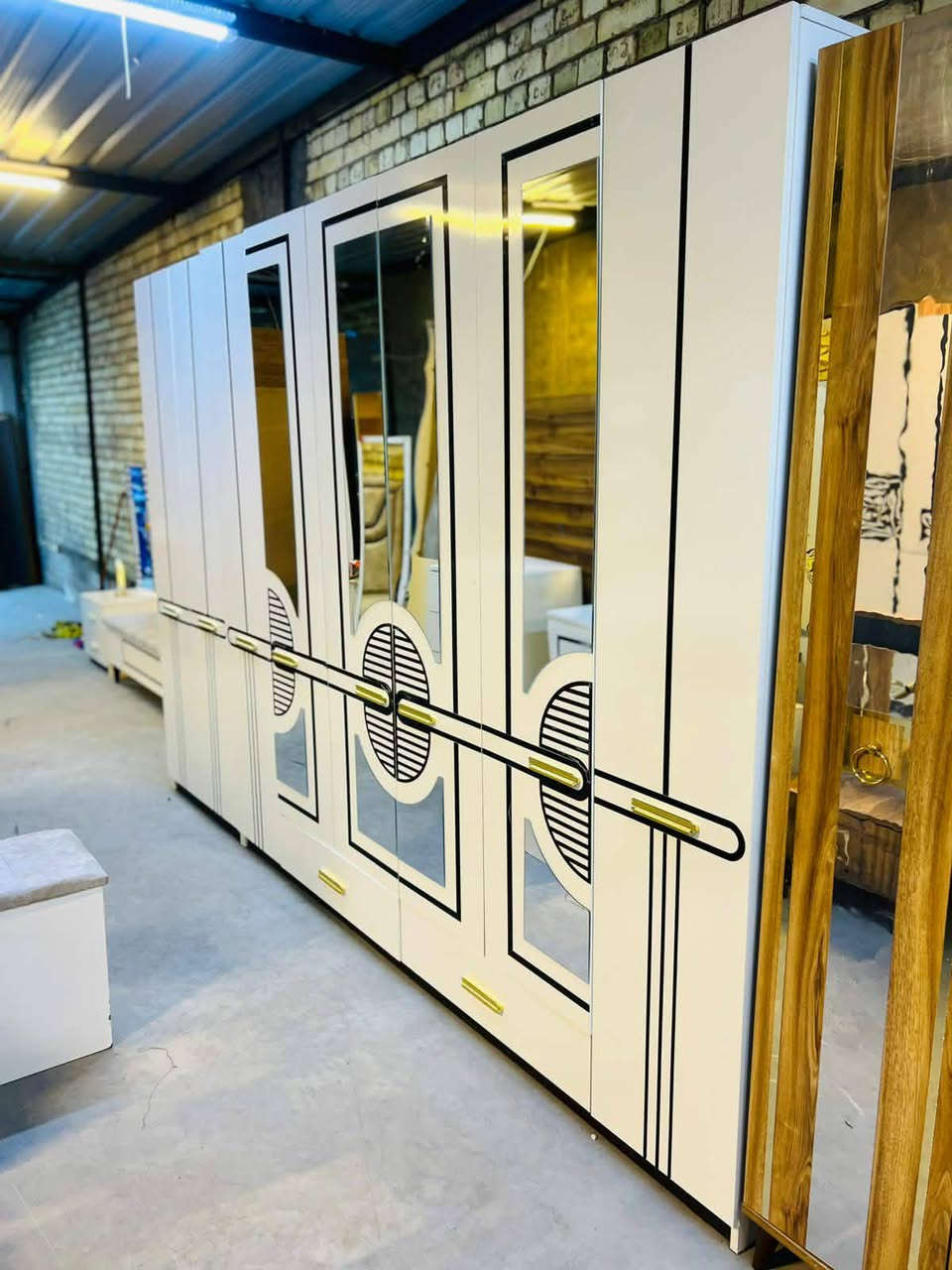 غرفه ترڪي مستخدم 
مديل حديث 🇹🇷
10قطع 
جربايه مخزن 🛌
شازلون مخزن 💢
نضافه 95\💯
نضام ابواب 💢
السعر 850قفل 💸
مع شد🪛 ونقل 🚚  مجاني  داخل بغداد  محافظات بكروه


**إذا كنت صاحب هذا الإعلان وتريد حذفه لأي سبب، رجاءا أرسل رسالة إلى الدعم الفني**