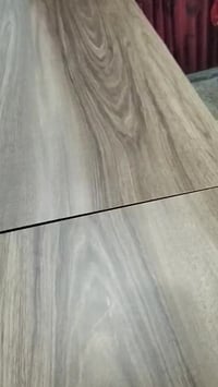 ميز طعام جديد غير مستعمل بيه سلايت الطول مع السلايت 205وبدون سلايت 166...