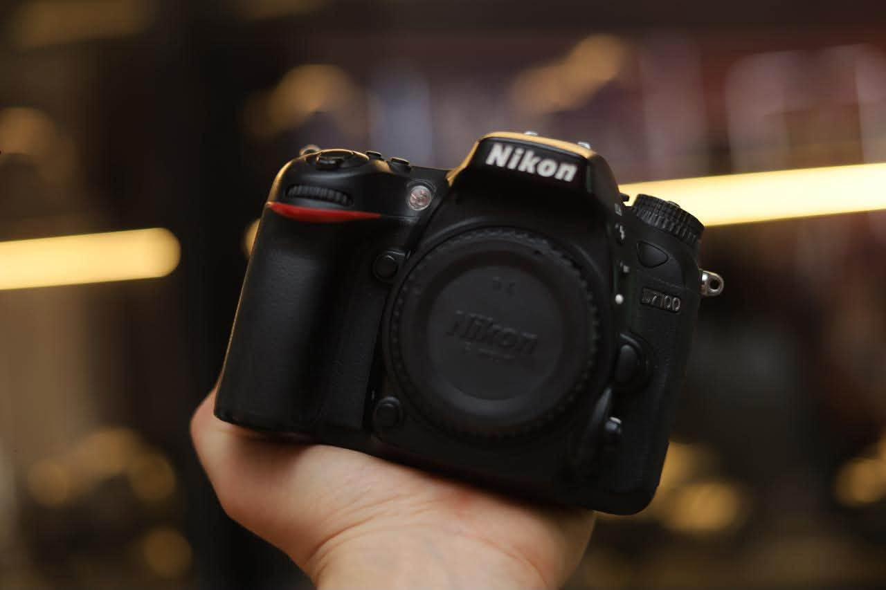 Nikon 7100D📸
Sh,27k💪
With , All Accessories 📦 
حالتها ممتازه جدا زي ما موضح في الصور 💪
معاها شنطه وكل حاجه الاوريجينال✅
شاحن وبطاريه وحزام الاوريجينال ✅
بافضل سعر وضمان فعلي 🤝
متاح فيديو موضح حالتها كويس ✨
متاح من Badr store ✅
جميع انواع الكاميرات والعدسات 📸
https://www.facebook.com/share/19Jg44rJ3V/?mibextid=wwXIfr 
تواصل خاص 📲
او /01066425575 - 01032178799 📞


**إذا كنت صاحب هذا الإعلان وتريد حذفه لأي سبب، رجاءا أرسل رسالة إلى الدعم الفني**