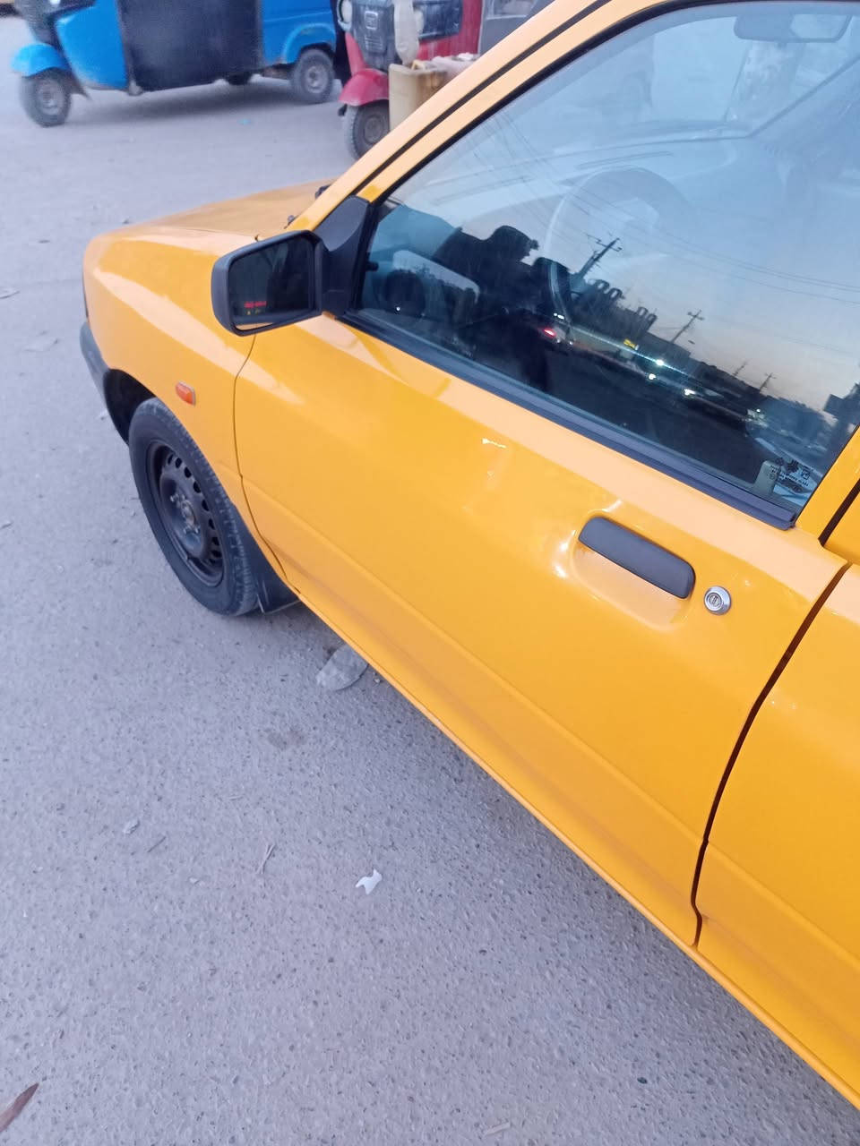 سايبا موديل 2018 باسمي يعني تحويل ثاني يوم ( شواصي واحد مفطور) بل صندوك زروف مال خياسات  لا يوجد قطرة معجون ولا مبدل الشيء  البلاد السعر( 47) تواصل واتساب او اتصال ***********
بغداد الأمين الثانية قرب جامع المحسن
