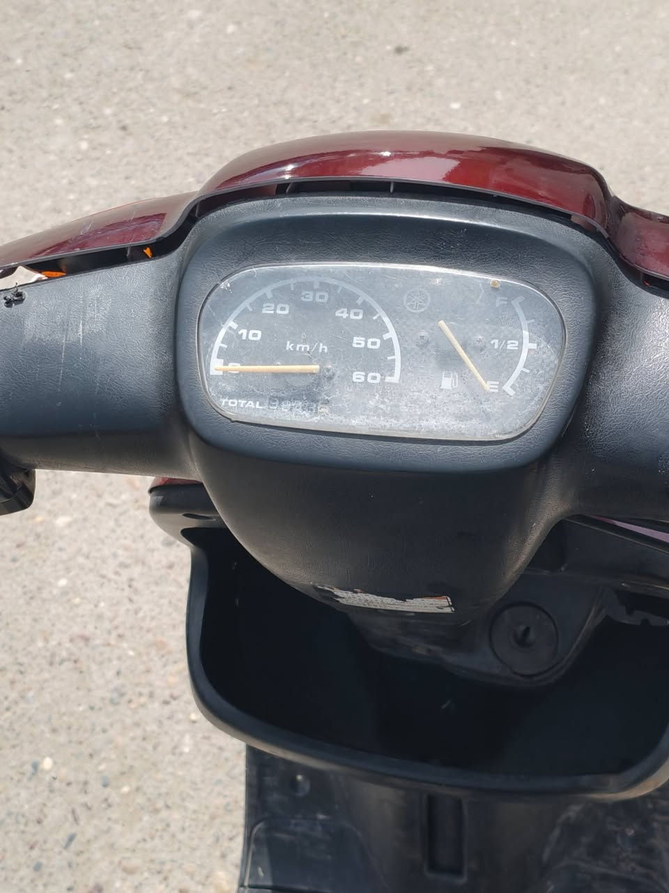 سلام عليكم درجة بطه للبيع الدراجه نضيفه محركهه ناعم كهربائيات شغاله تايرات جدد  العنوان بغداد الشعب *********** السعر ٣٠٠ وبيهه مجال
