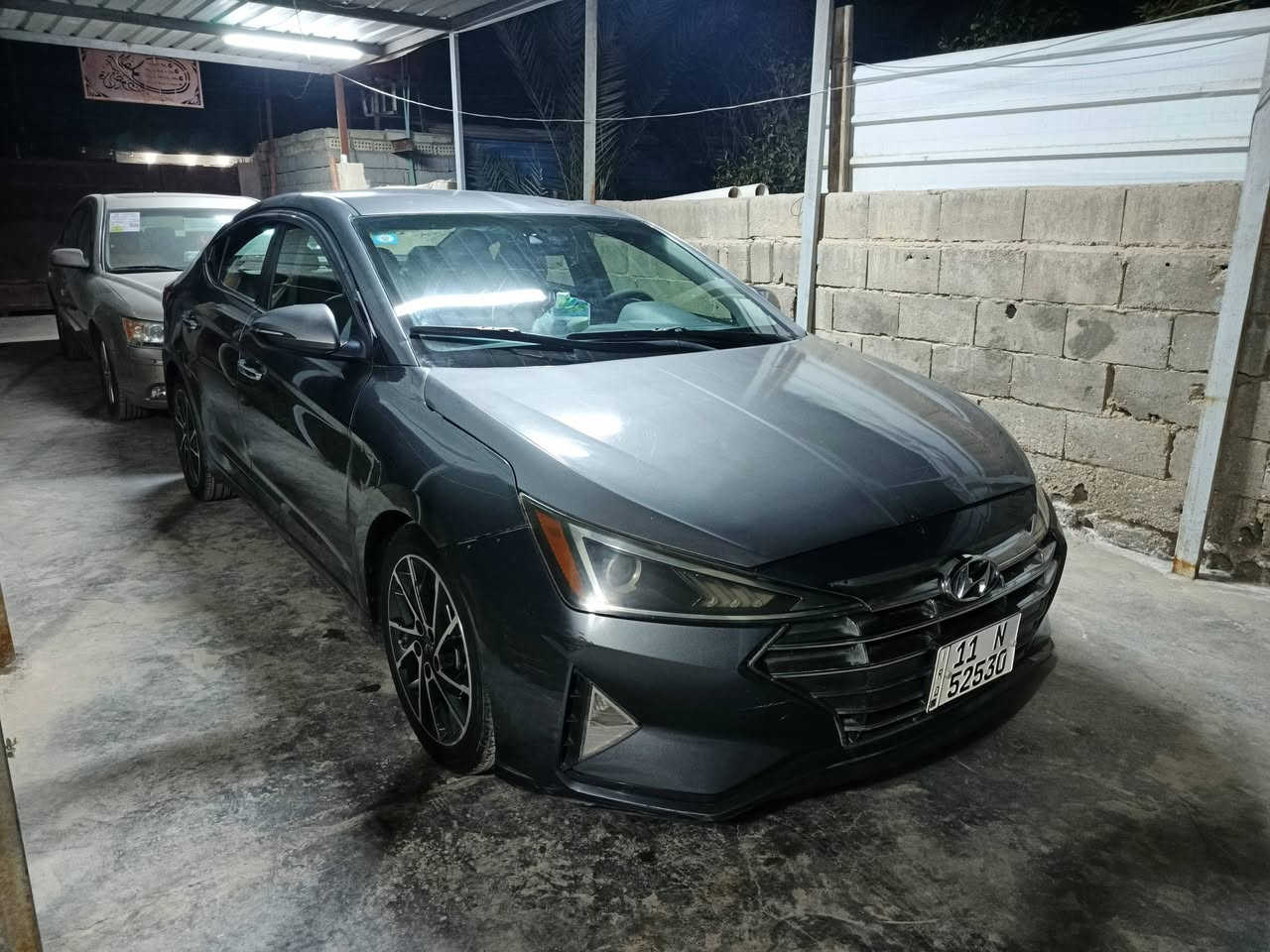 السلام عليكم مرخصه الامن 
النترة ٢٠٢٠
فول مواصفات عده الفتحه 
رقم بغداد الجديد دولي 
بيه ٣ قطع صبغ 
كير اي تي المرغوب 
سعر ١٣٠ 
رقمي ***********/***********
