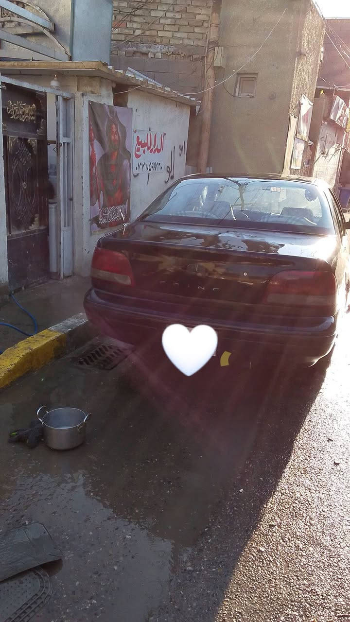 من رخصة الادمن المحترم
دايو برنس فراشه موديل96 
محرك 2000مفتوح 
گير ومكينه خير من الله تبريد شغال 
رقمهه بغداد السياره بلاديه بدون صبغ ولا تعمير 
مكام السياره كربلاء حي التحدي السياره 
السعر 30وبيهه مجال بسيط للشراي
***********
