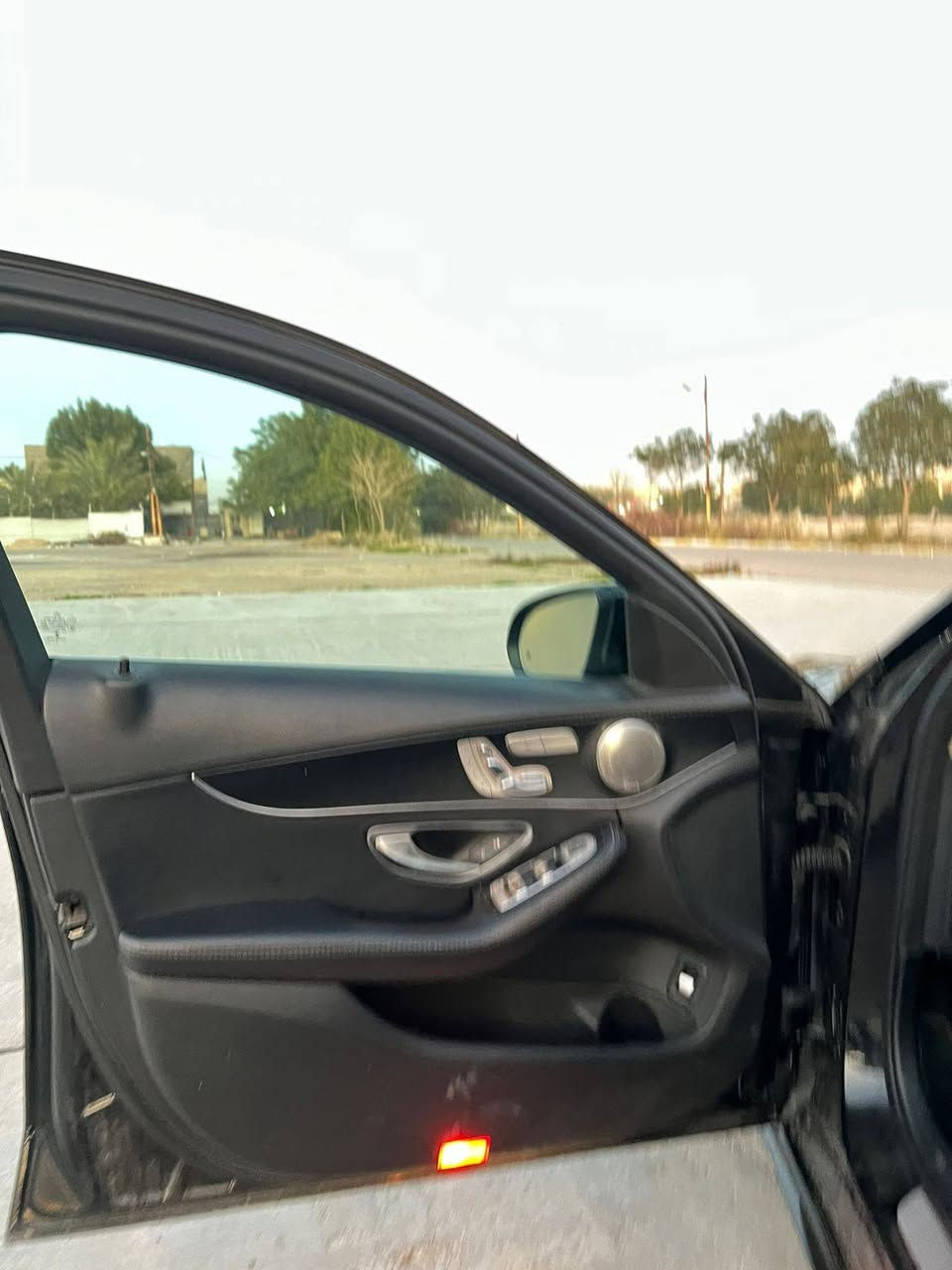 Mercedes Benz - C300 - 2017 - AMG
حادث فقط بنيد 

ايرباك طاك ورجع سستم //

————————————————————

اتصل ع الرقم ويعطيك السعر

اي استفسار 

***********

———————————————————
فووول مواصفات : دبل ماوس .. بصمة تشغيل .. بصمة ابواب .. رادار حانبي .. رادار امامي .. شاشة جبيرة .. كاميرا دواره .. كشنات جلد .. كشنات هيتر .. كشنات خزن .. كشنات كهربائي .. ستيرن خزن وكهرباء .. لايتات زينون .. بك لايت ليد .. مري شفط وكلاب .. دواخل اسود

دهن وفلاتر كوله مبدل جديد
