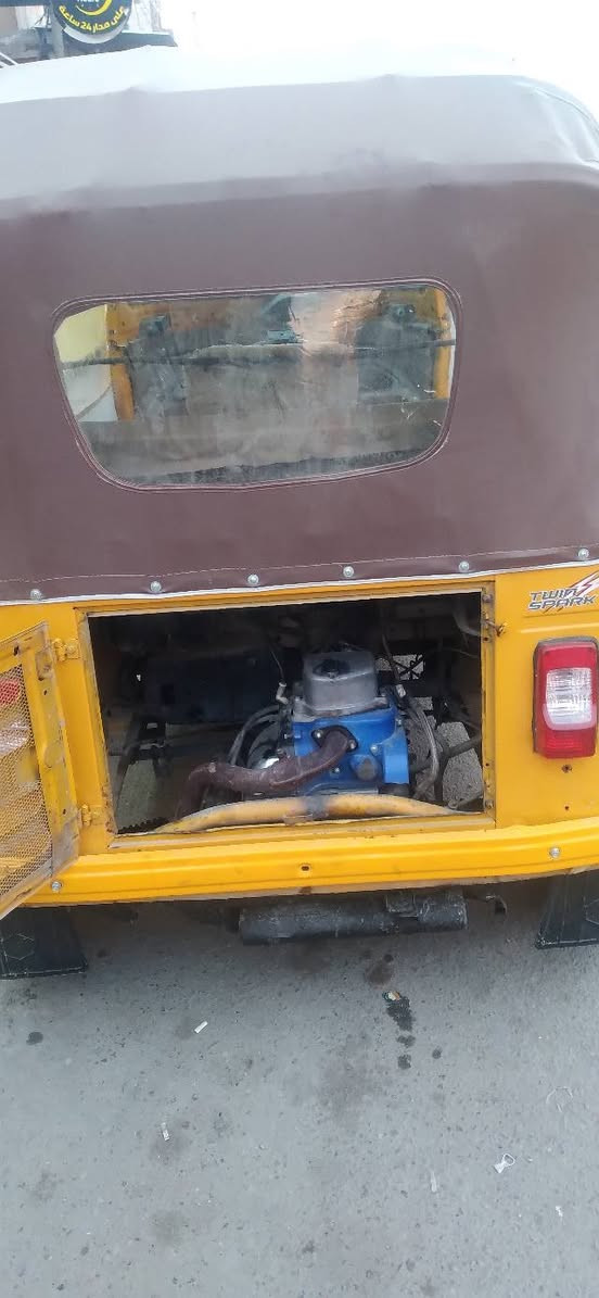 سلام عليكم تكتك للبيع موديل ٢٠١٨
نضافه فول 
محرك خير من الله 
الغزاليه  شارع مدارس 
رقم ***********واتس اب 
رقم ***********خط
