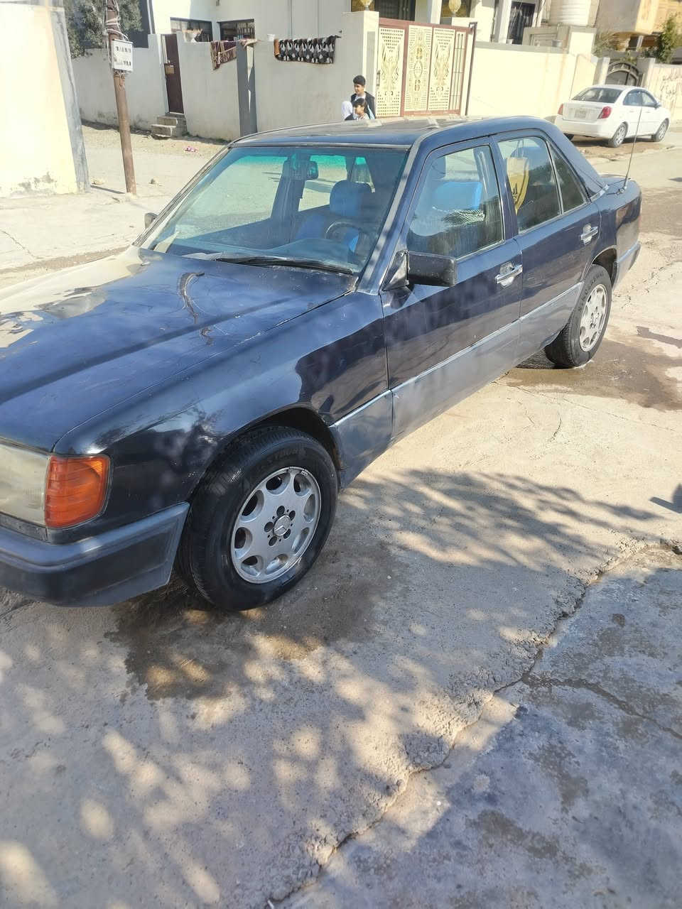 مارسيدس دب للبيع موديل 89 محدث ٩٢  ***********
